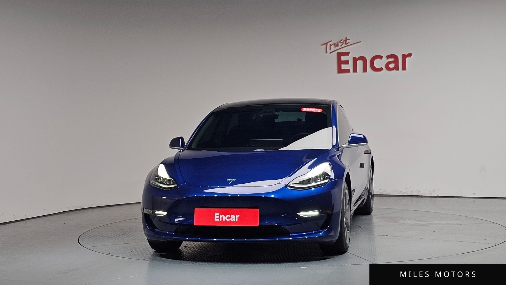 Tesla Model 3 2020 — миниатюра 2