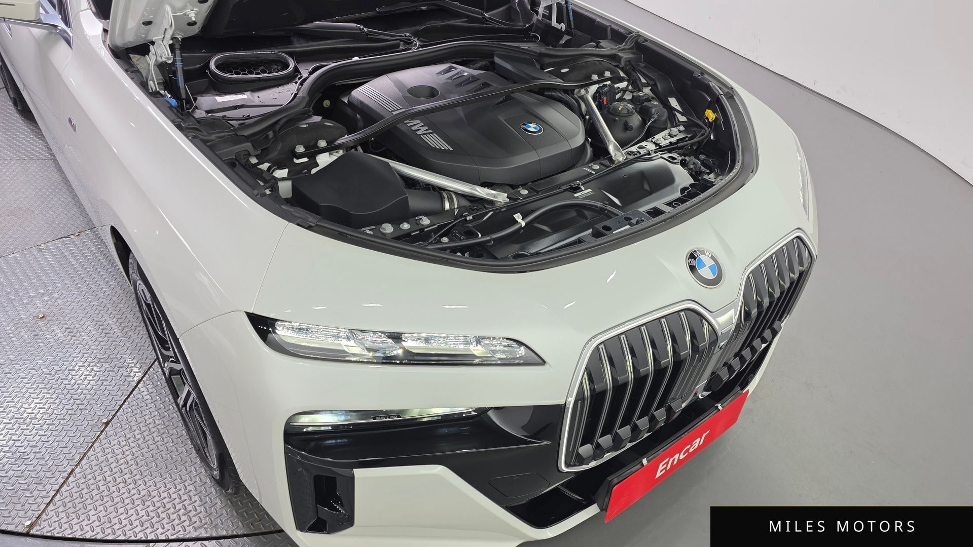 BMW 7 Series (G70) 2024 — миниатюра 6