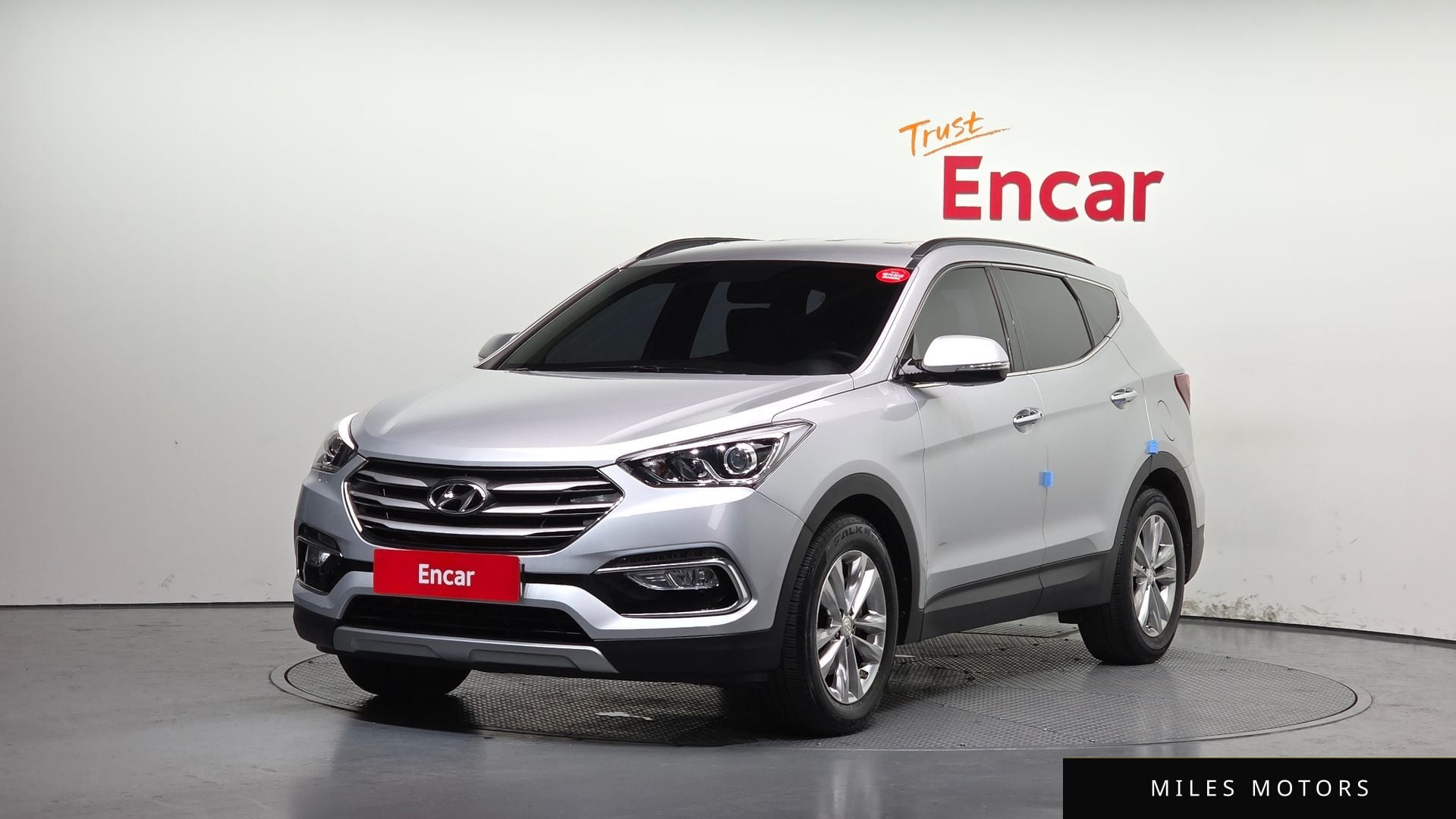 Hyundai Santafe 2016 — фото 1 из 12