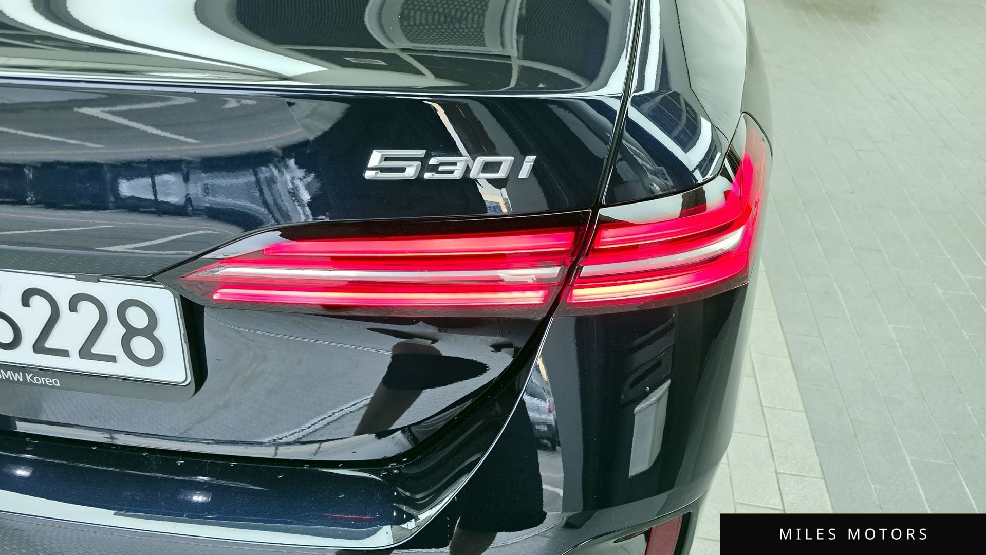 BMW 5 Series (G60) 2025 — миниатюра 9