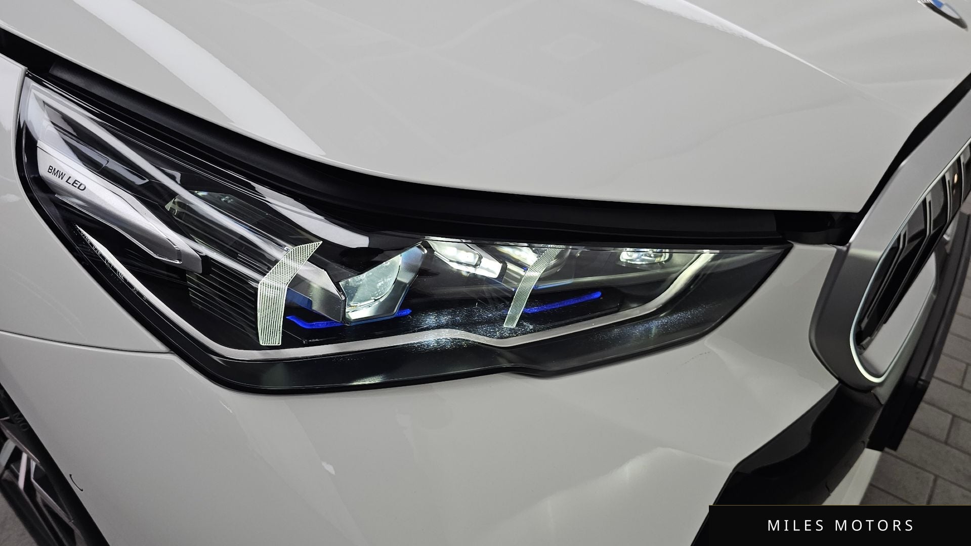 BMW 5 Series (G60) 2024 — миниатюра 8