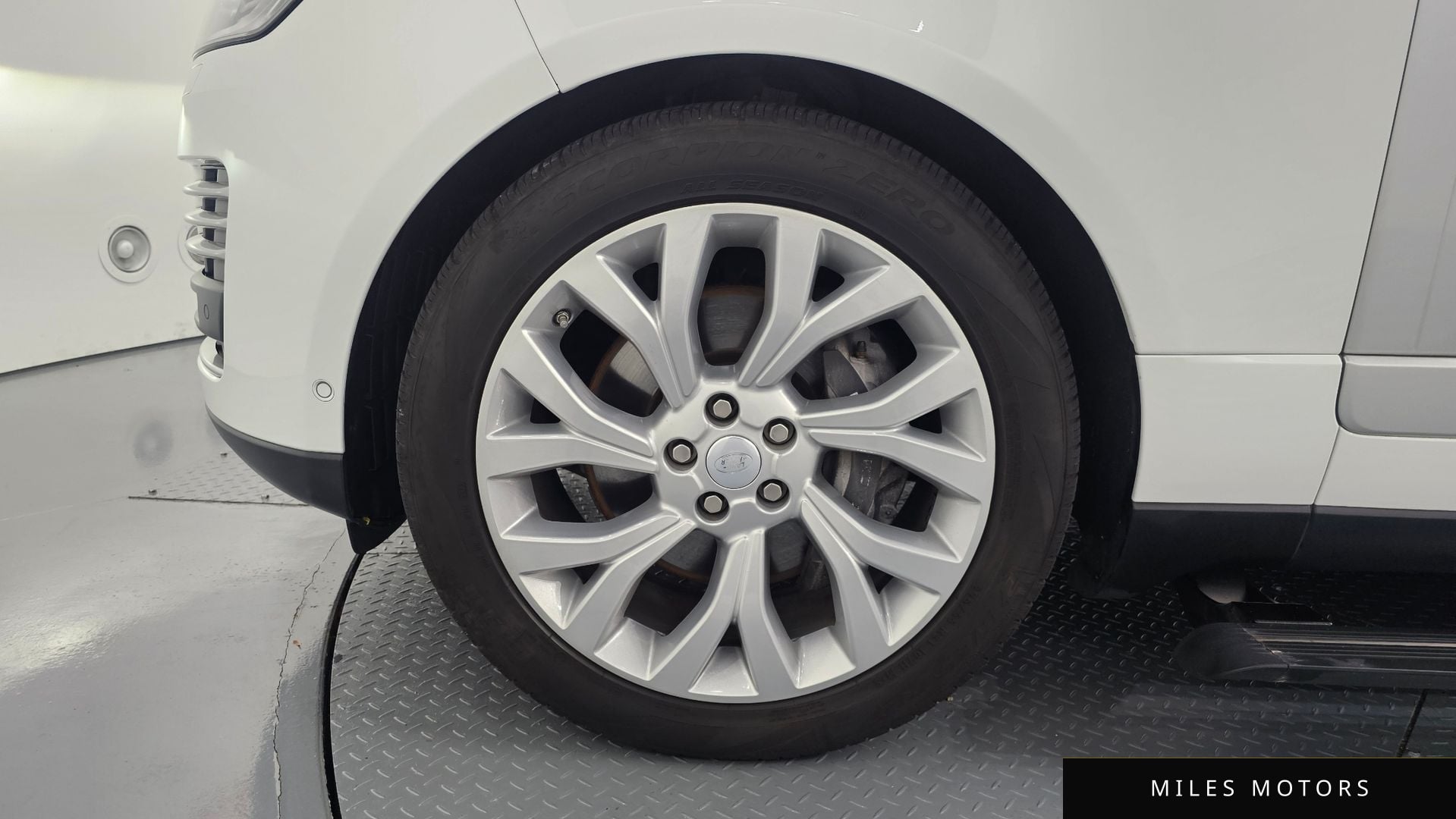 Land Rover Range Rover 2020 — миниатюра 5