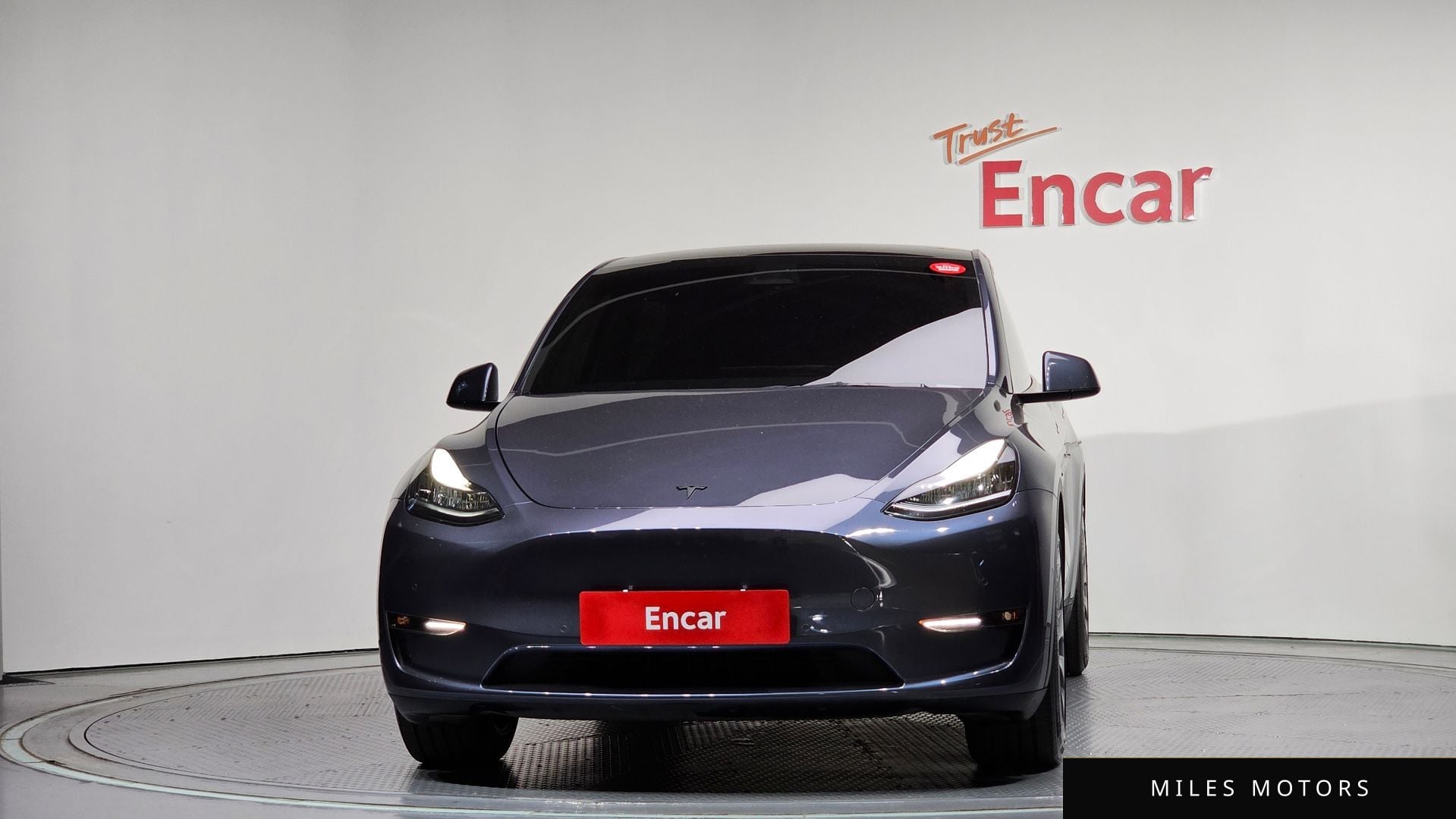 Tesla Model Y 2022 — миниатюра 3