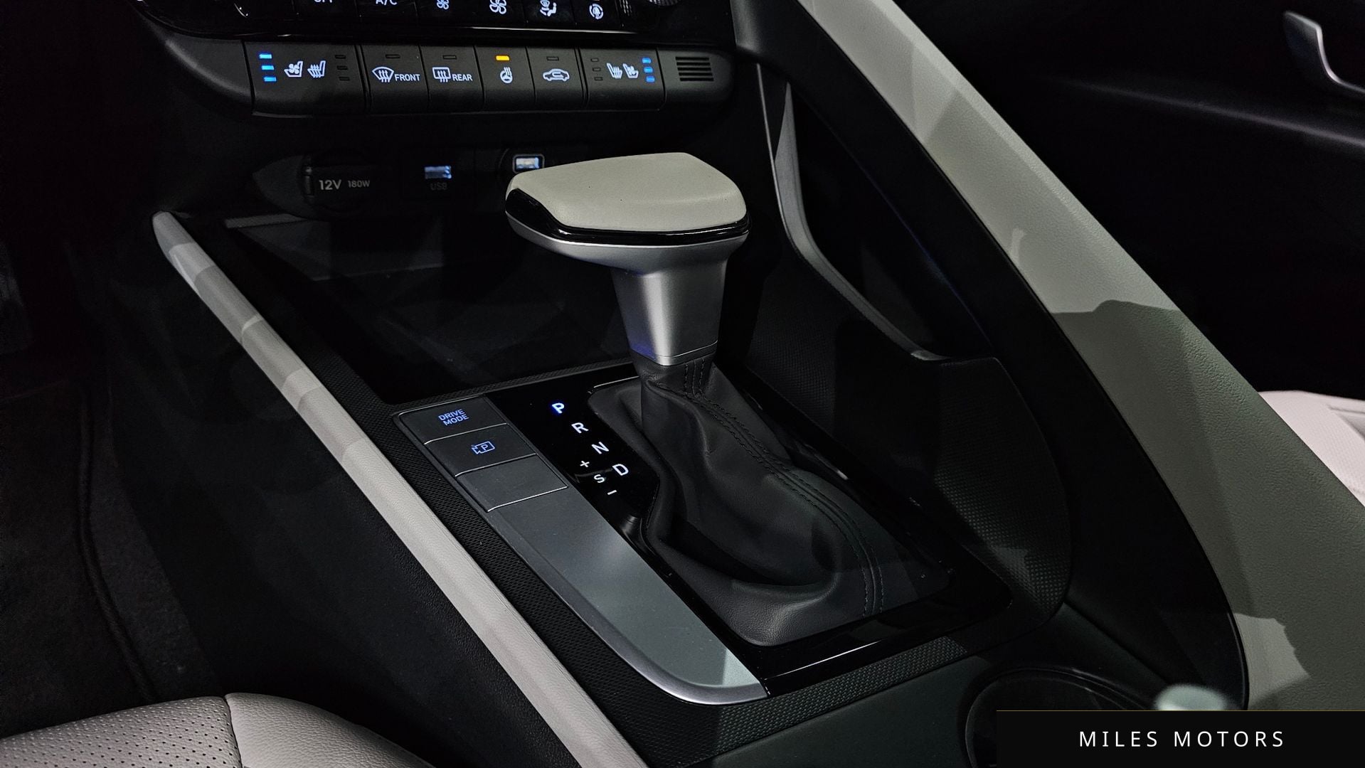 Hyundai AVANTE 2023 — миниатюра 9