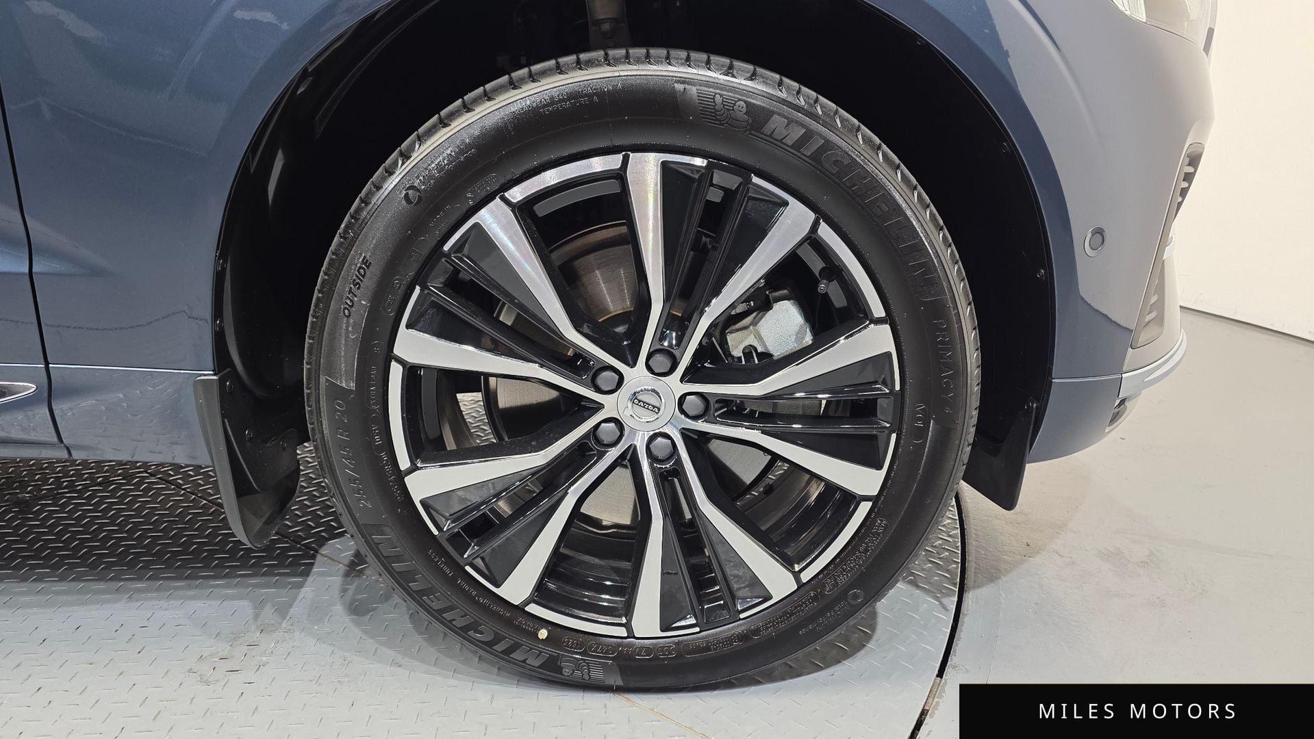 Volvo XC60 2024 — миниатюра 5