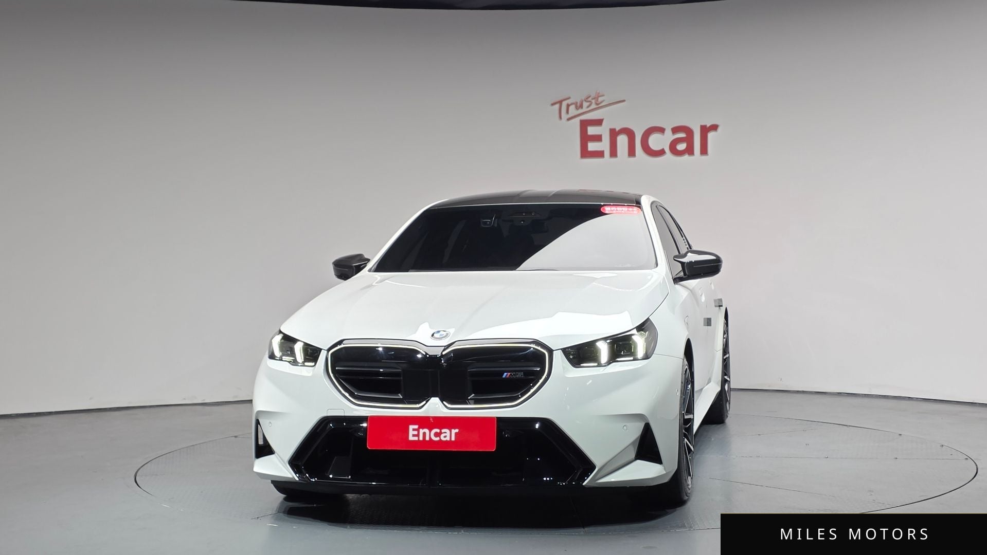 BMW M5 (G90) 2025 — миниатюра 2