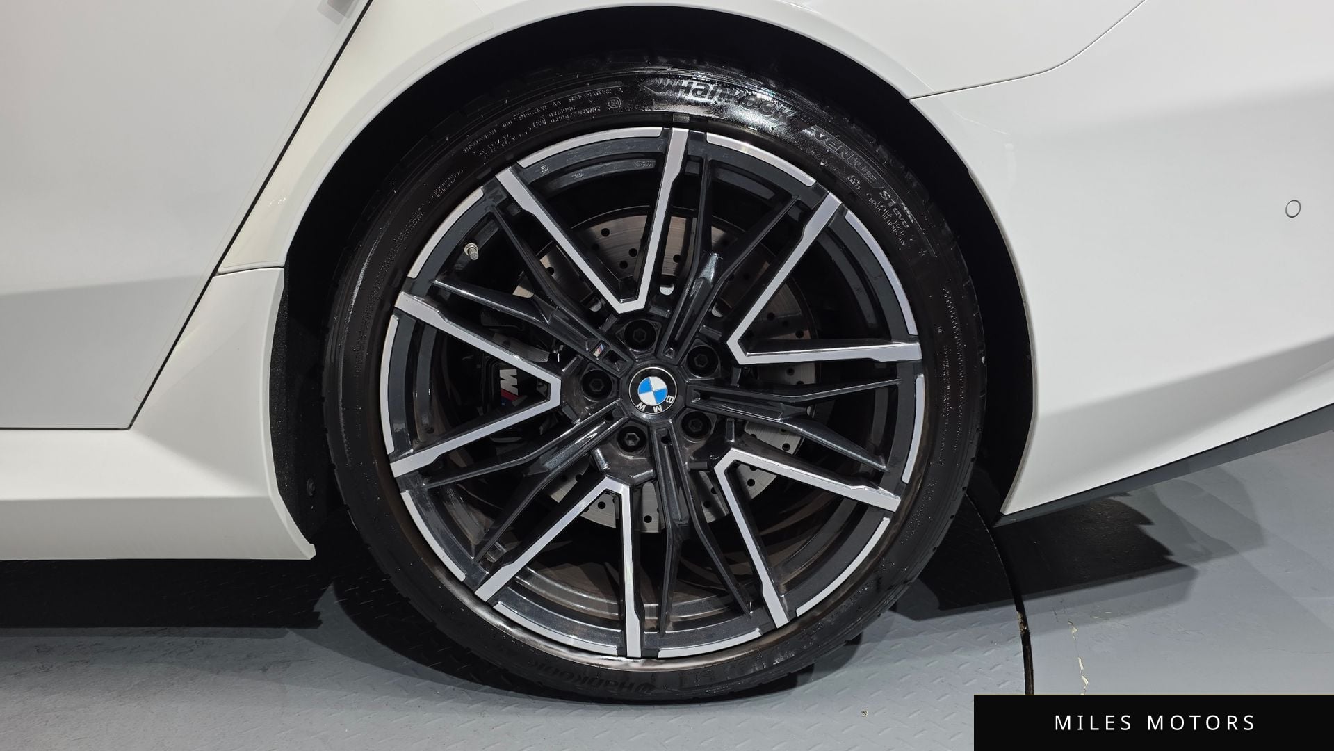 BMW M5 (G90) 2025 — миниатюра 6