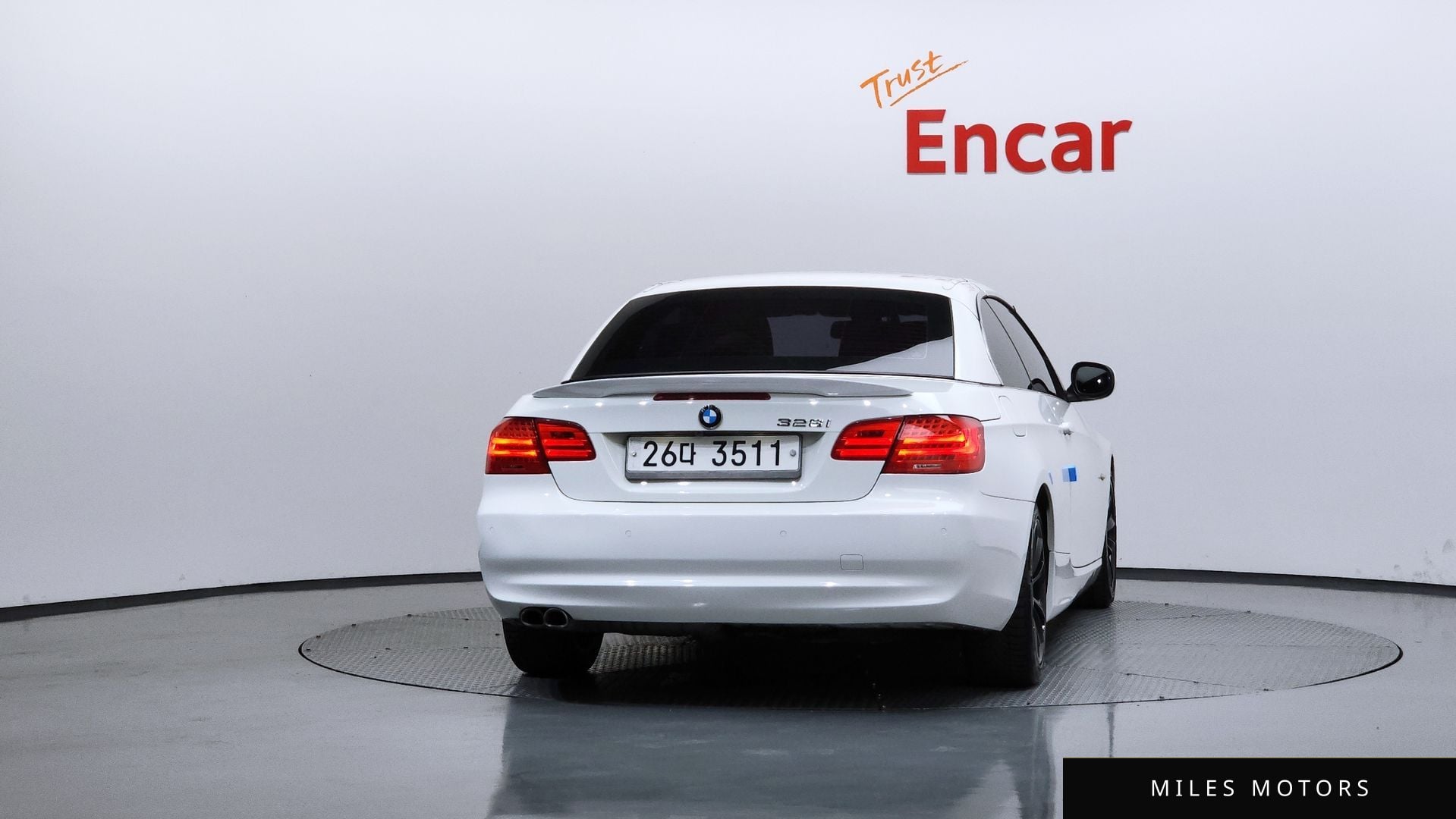 BMW 3 Series (E90) 2011 — миниатюра 4