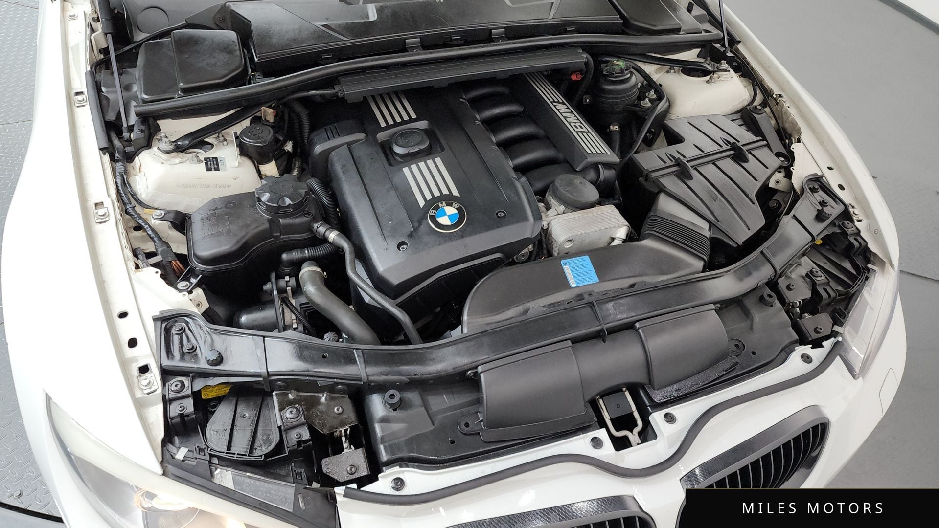 BMW 3 Series (E90) 2011 — миниатюра 6