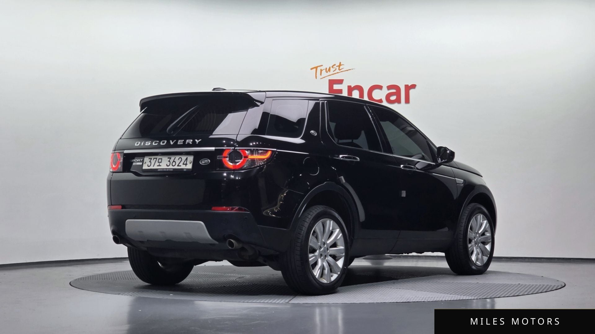 Land Rover Discovery Sport 2015 — миниатюра 2