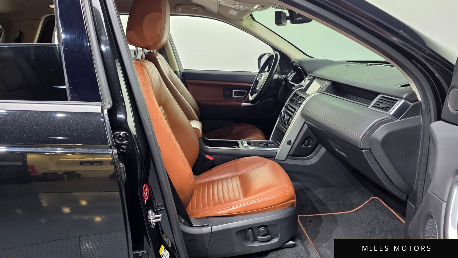 Land Rover Discovery Sport 2015 — миниатюра 11