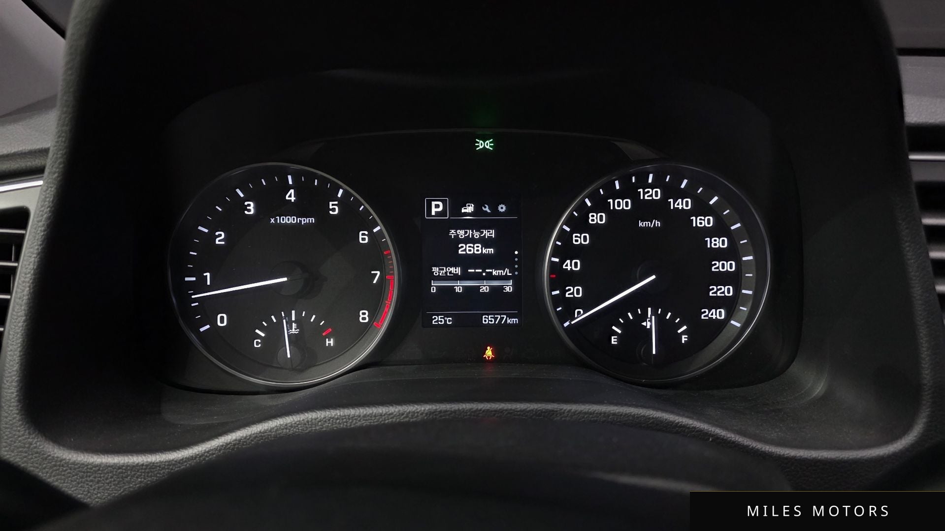 Hyundai AVANTE 2017 — миниатюра 11
