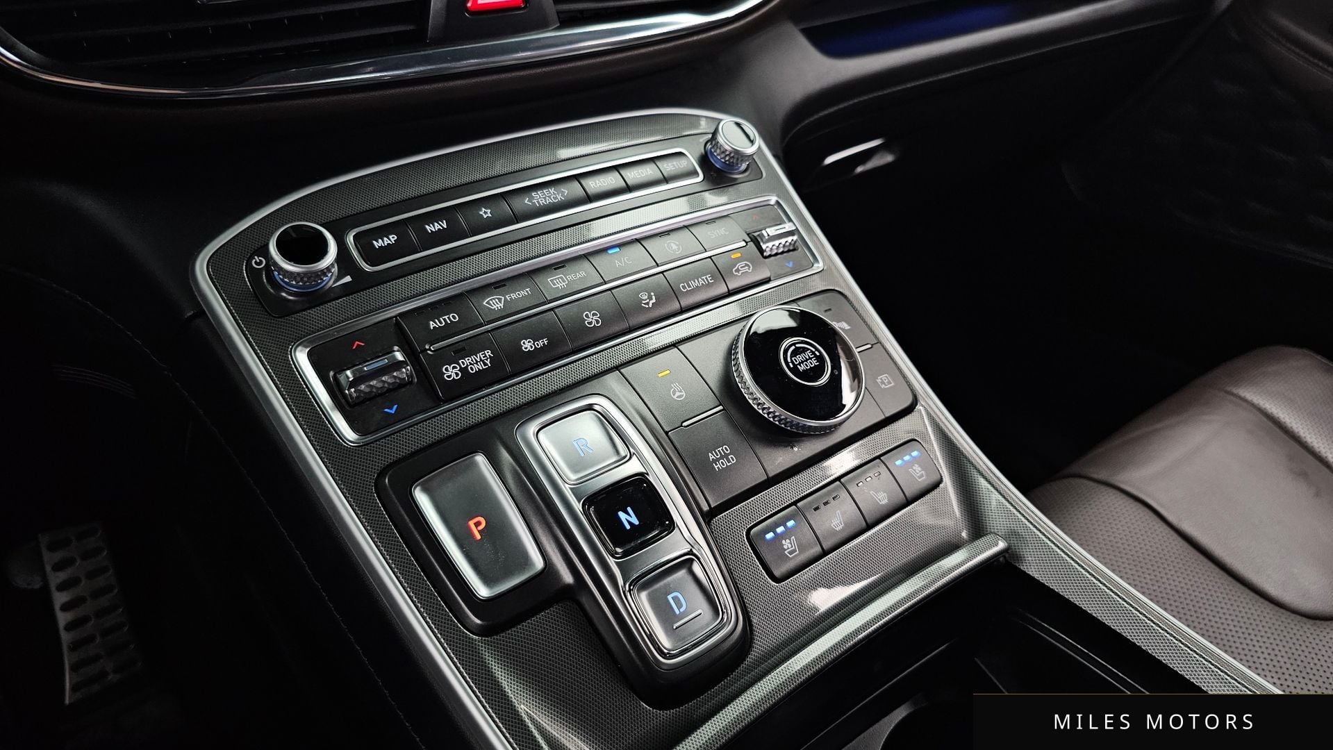 Hyundai Santafe 2023 — миниатюра 12