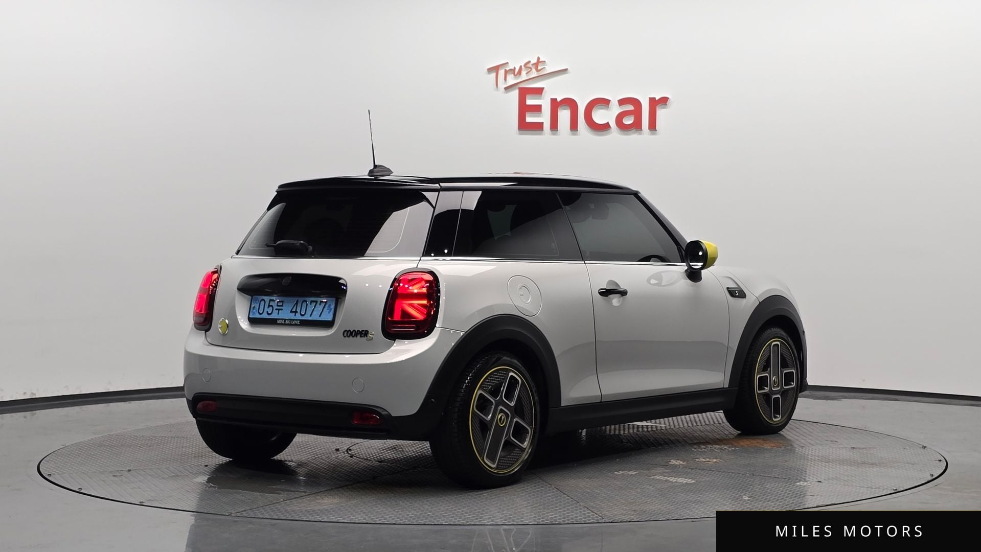 MINI Cooper 2023 — миниатюра 2