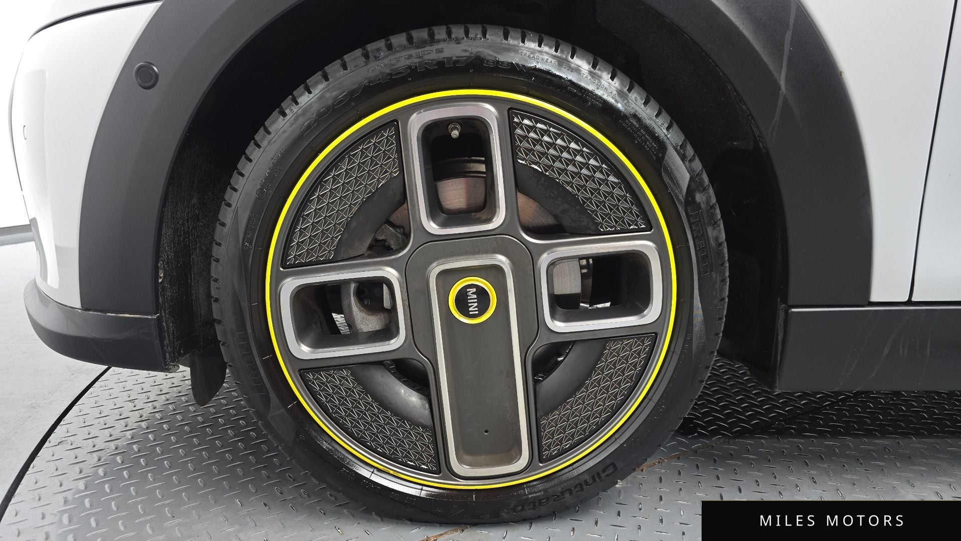MINI Cooper 2023 — миниатюра 5