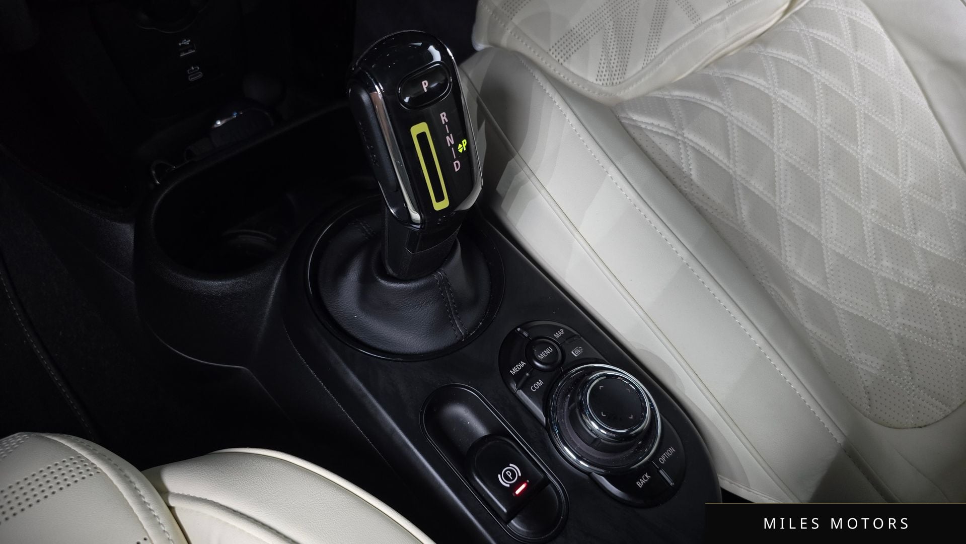 MINI Cooper 2023 — миниатюра 9