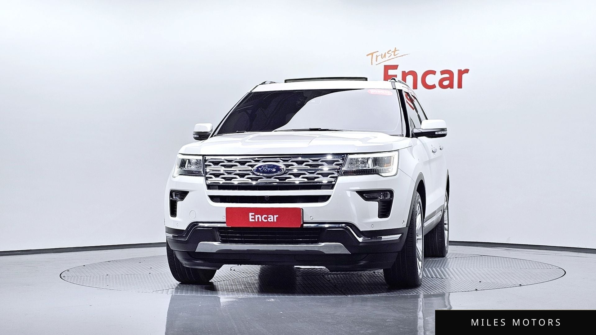 Ford Explorer 2018 — миниатюра 2