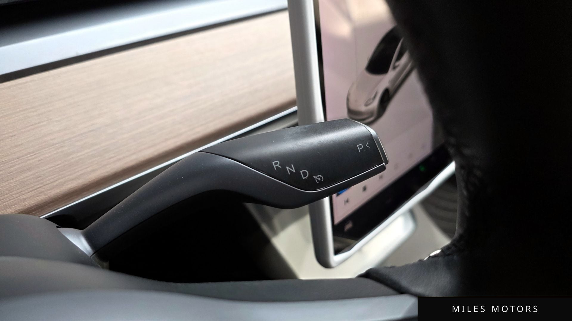 Tesla Model 3 2021 — миниатюра 12