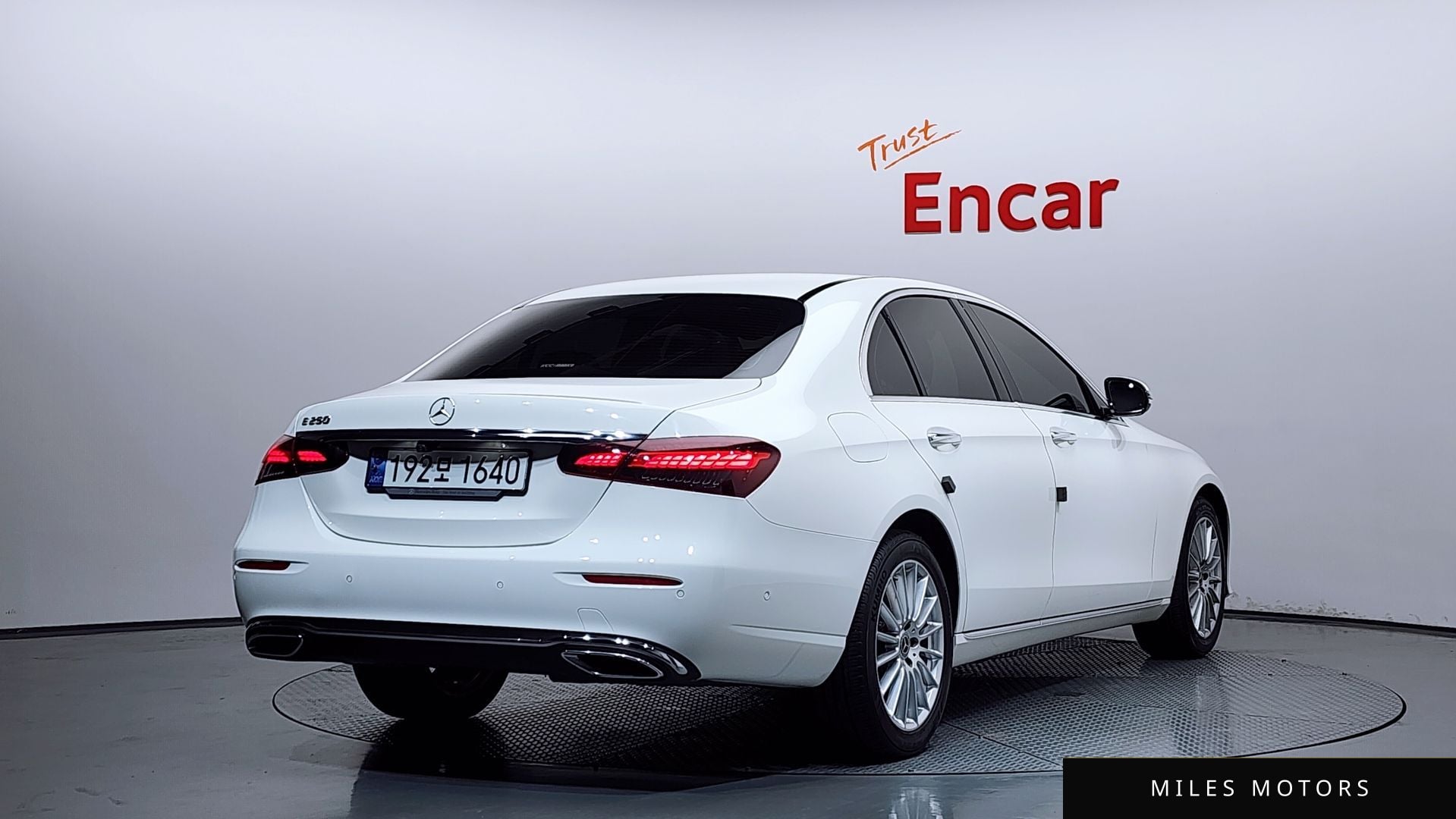 Mercedes-Benz E-Class W213 2021 — миниатюра 2