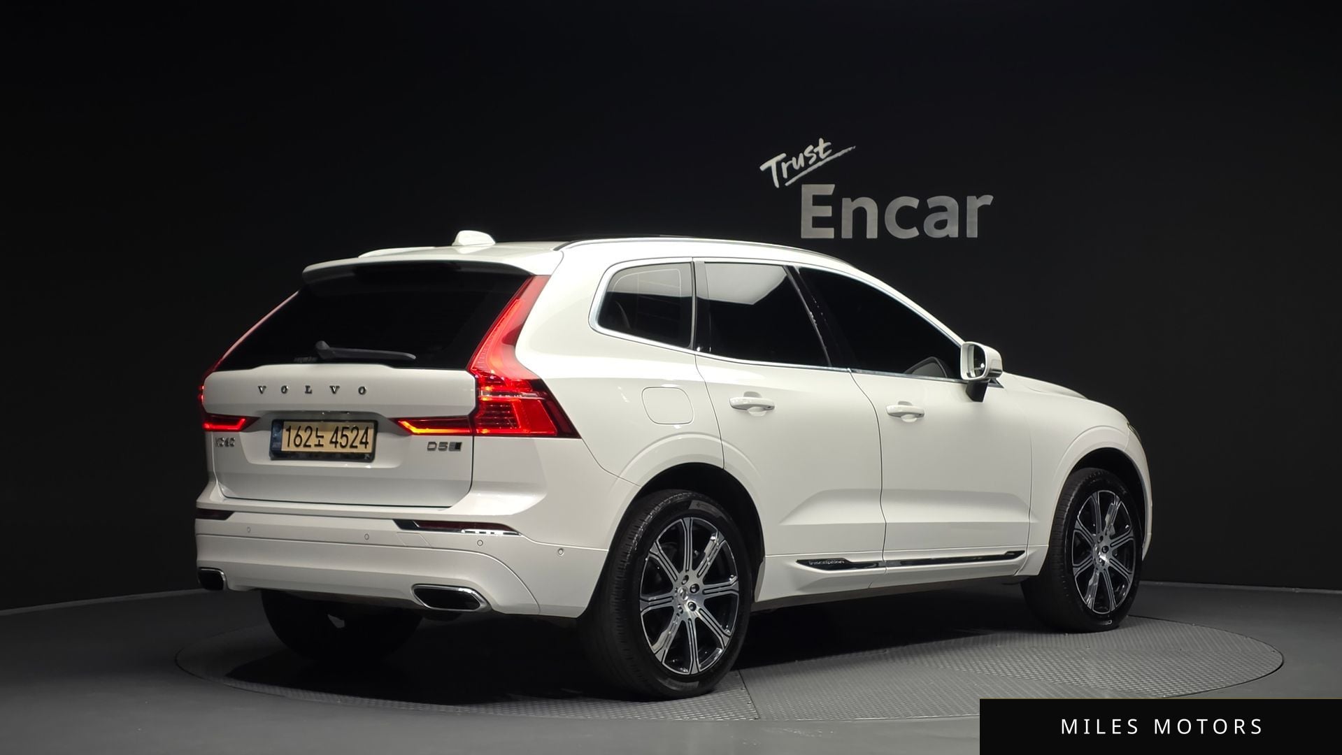 Volvo XC60 2019 — миниатюра 2