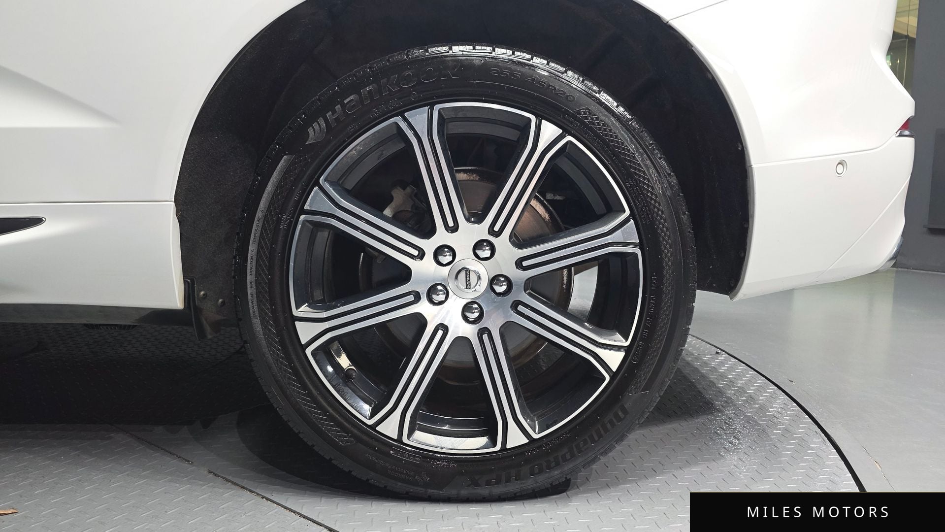 Volvo XC60 2019 — миниатюра 5