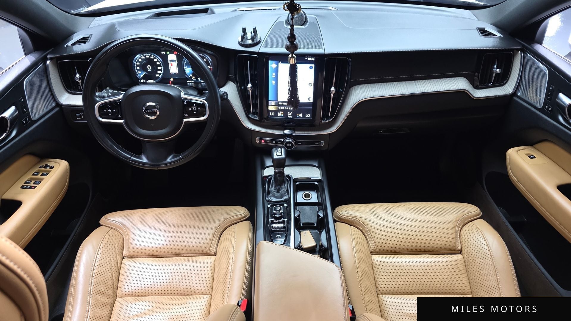 Volvo XC60 2019 — миниатюра 7