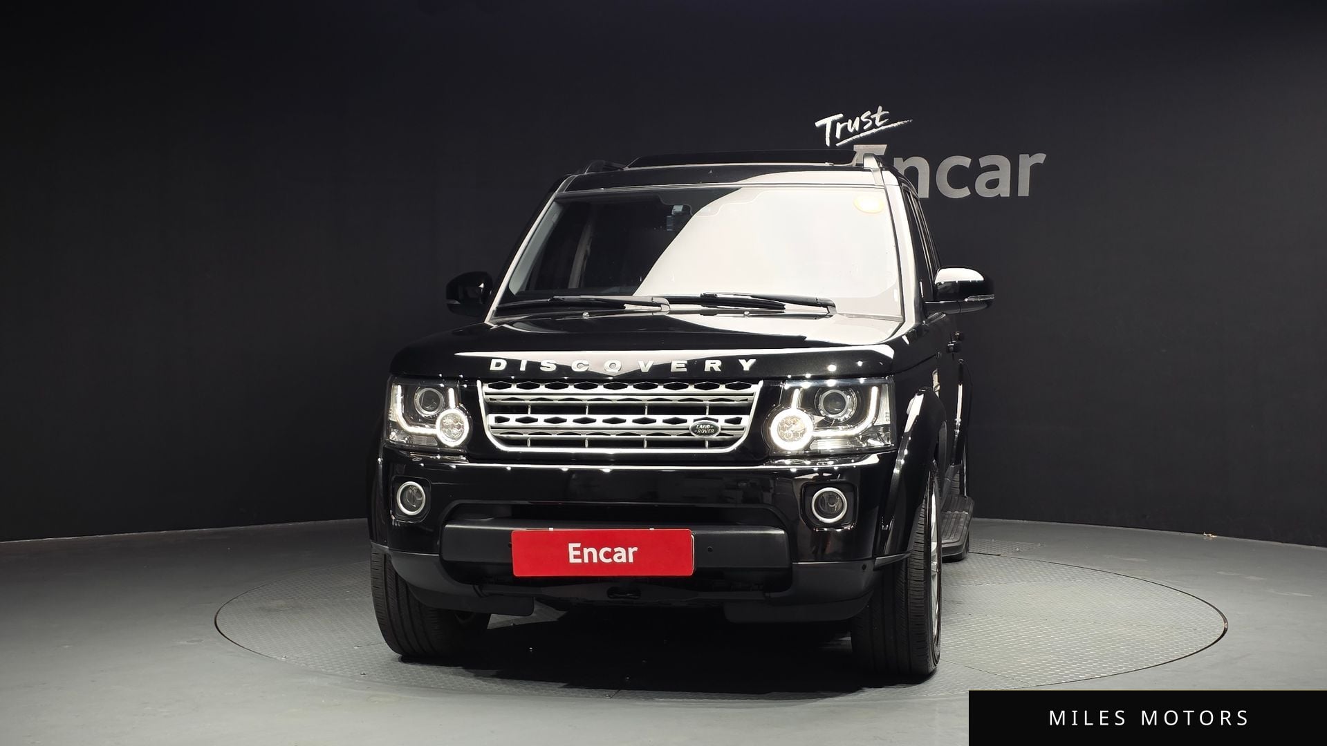 Land Rover Discovery 2015 — миниатюра 3