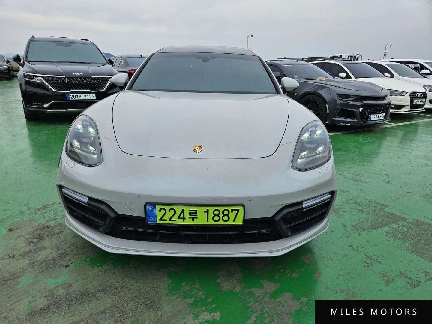 Porsche Panamera 2019 — миниатюра 2