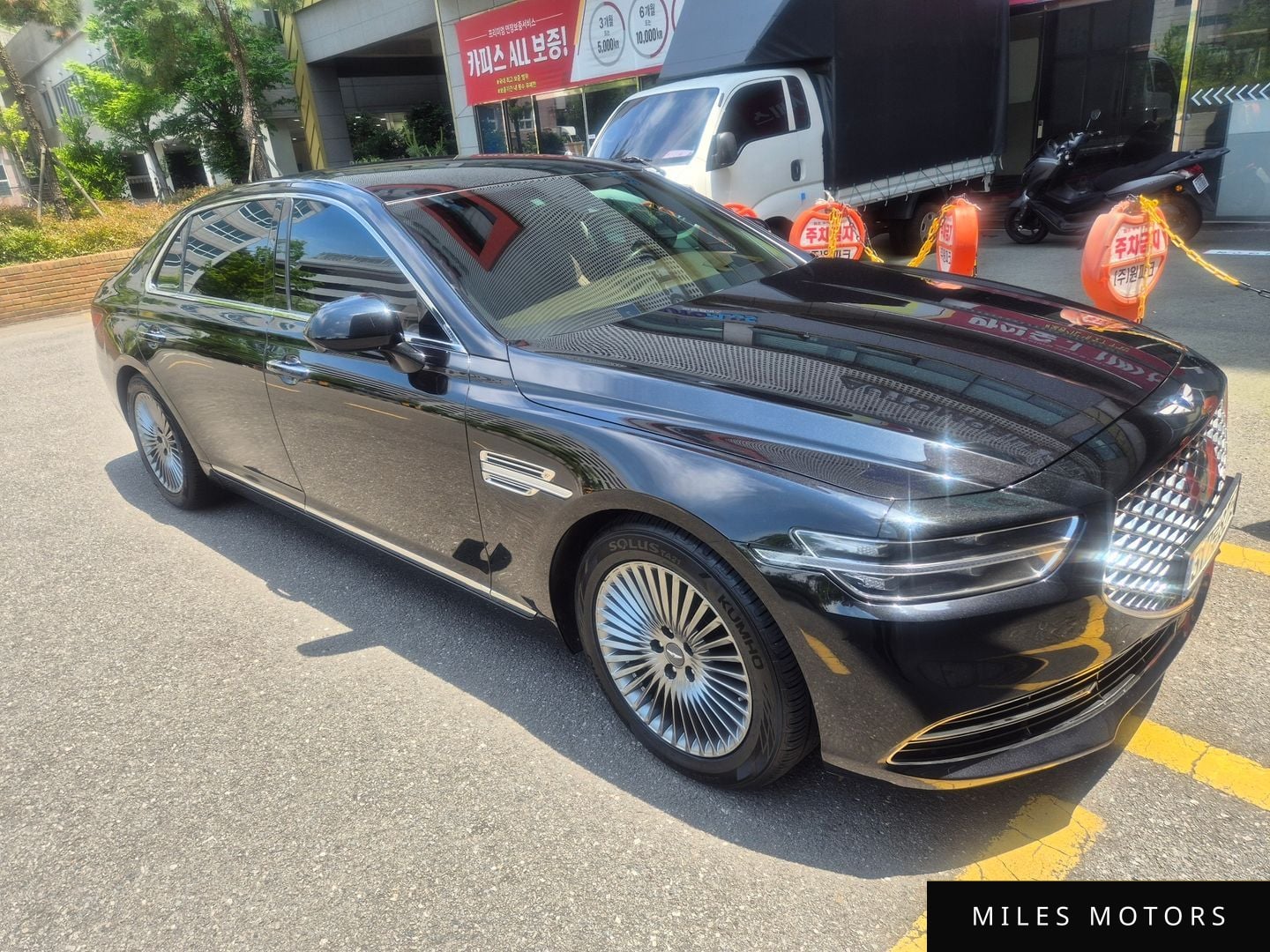 Genesis G90 2021 — миниатюра 2