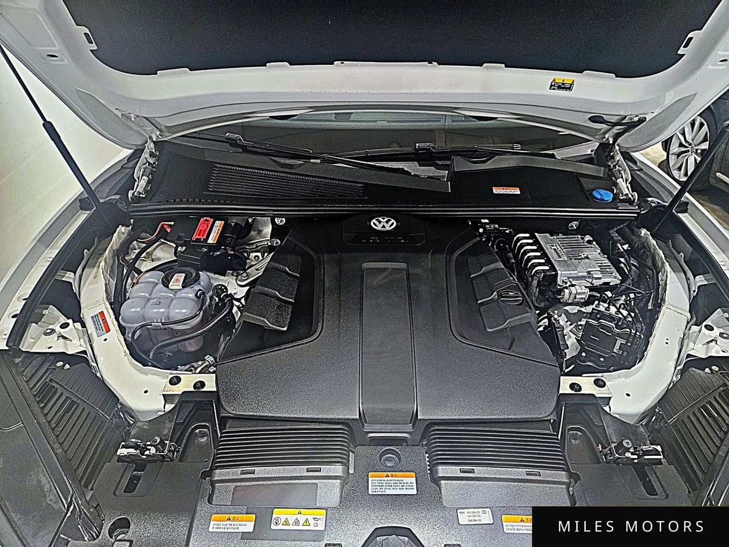 Volkswagen Touareg 2023 — миниатюра 6