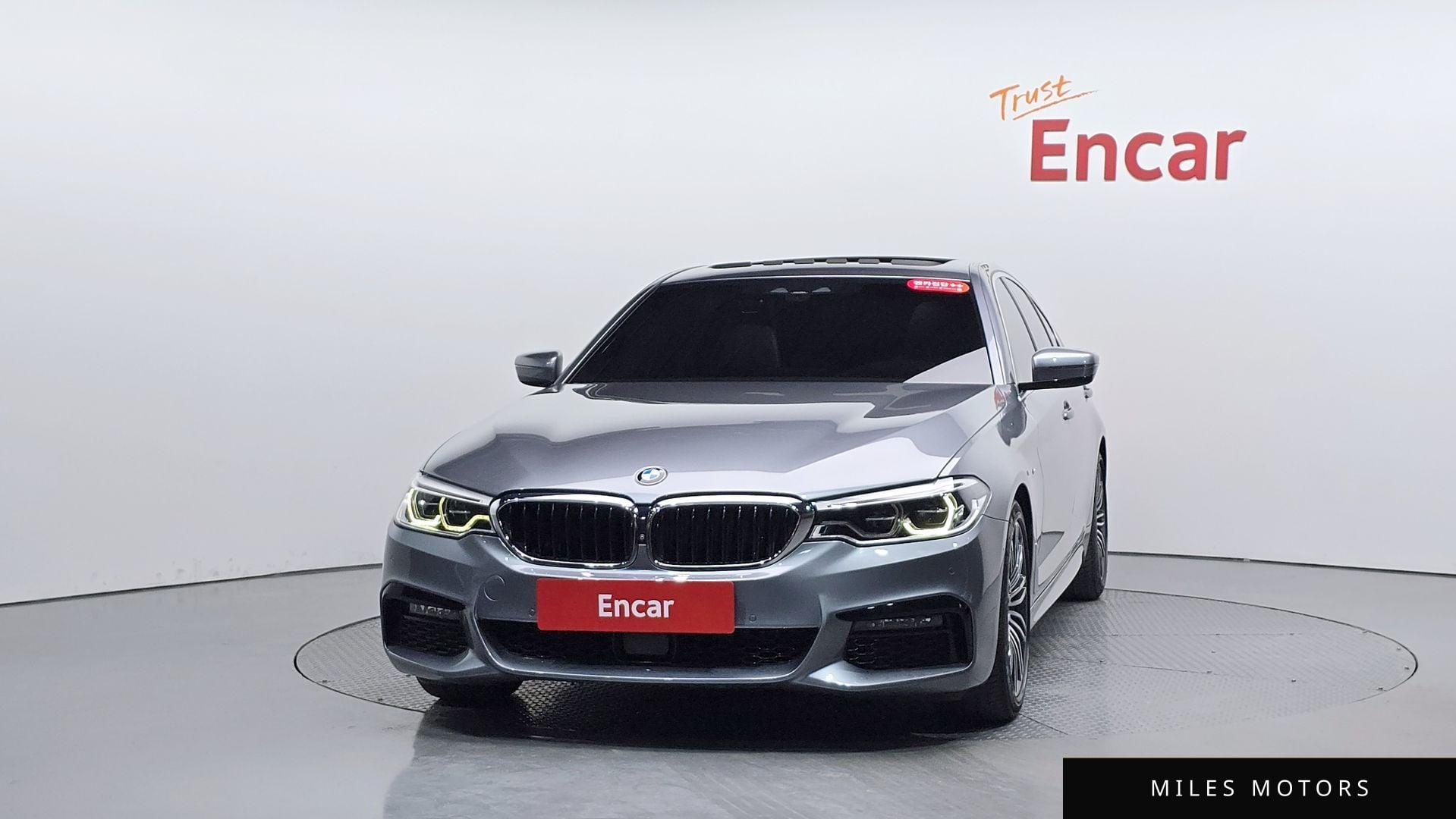 BMW 5 Series (G30) 2019 — миниатюра 2