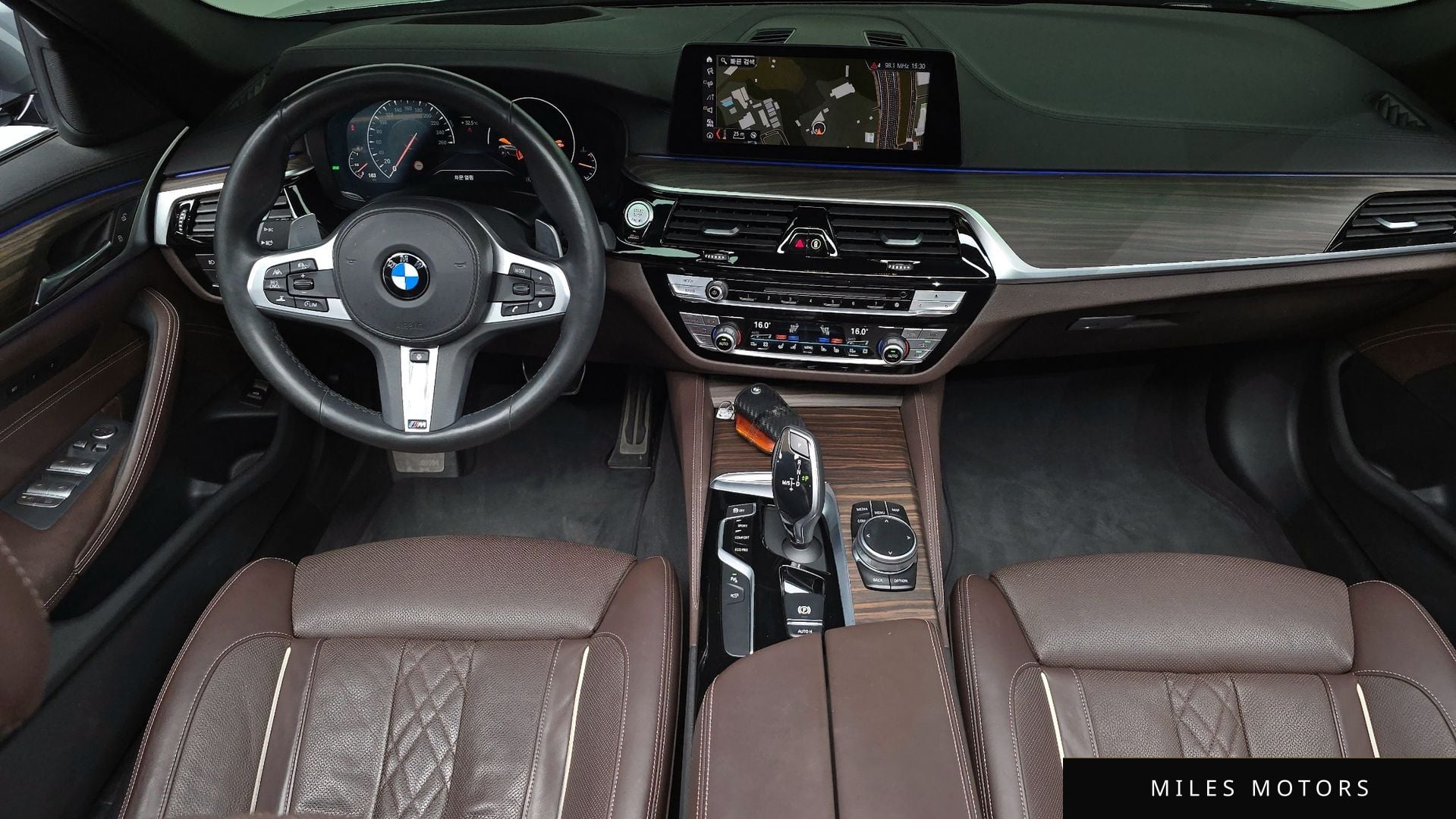 BMW 5 Series (G30) 2019 — миниатюра 9