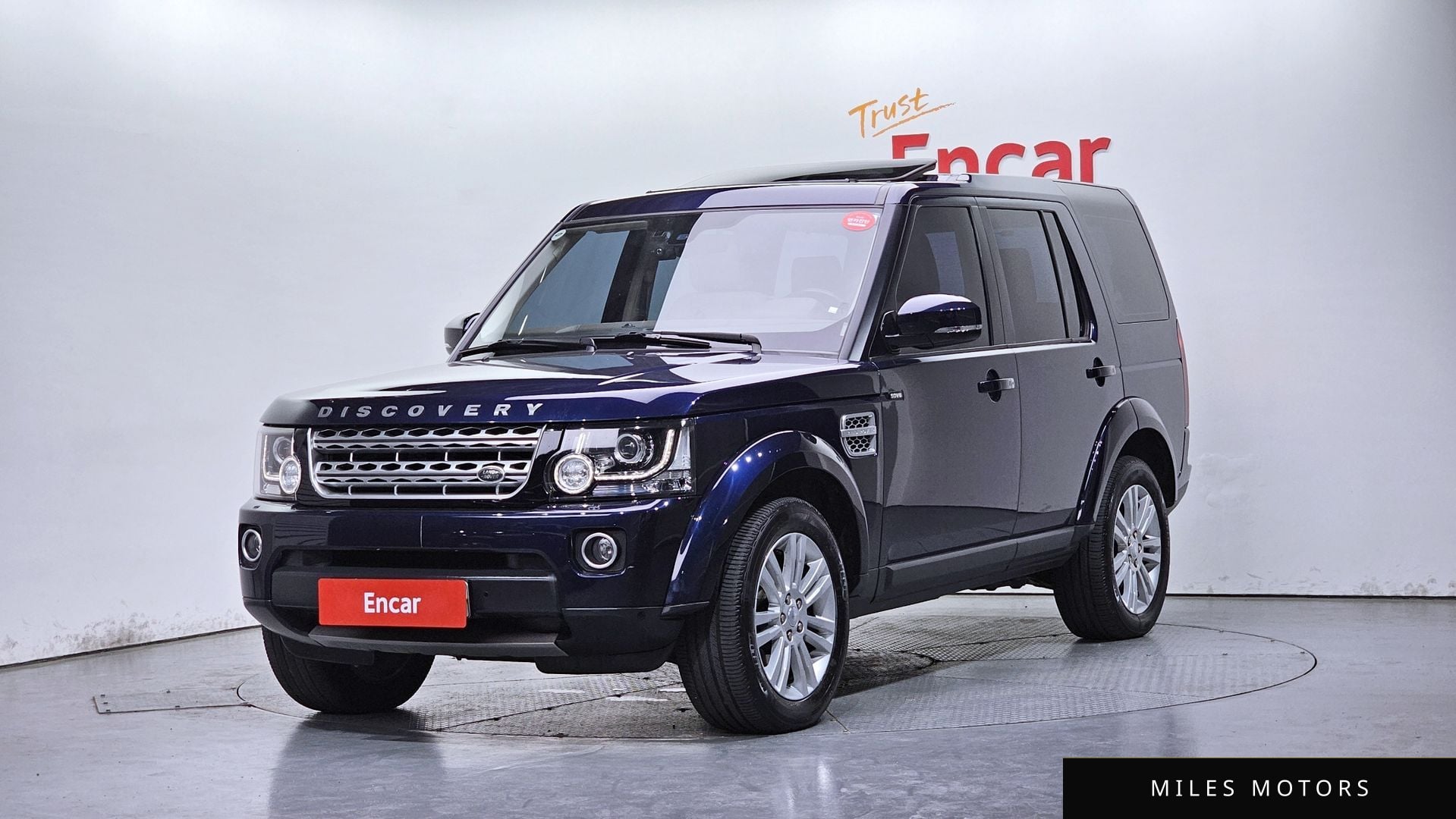 Land Rover Discovery 2014 — фото 1 из 12