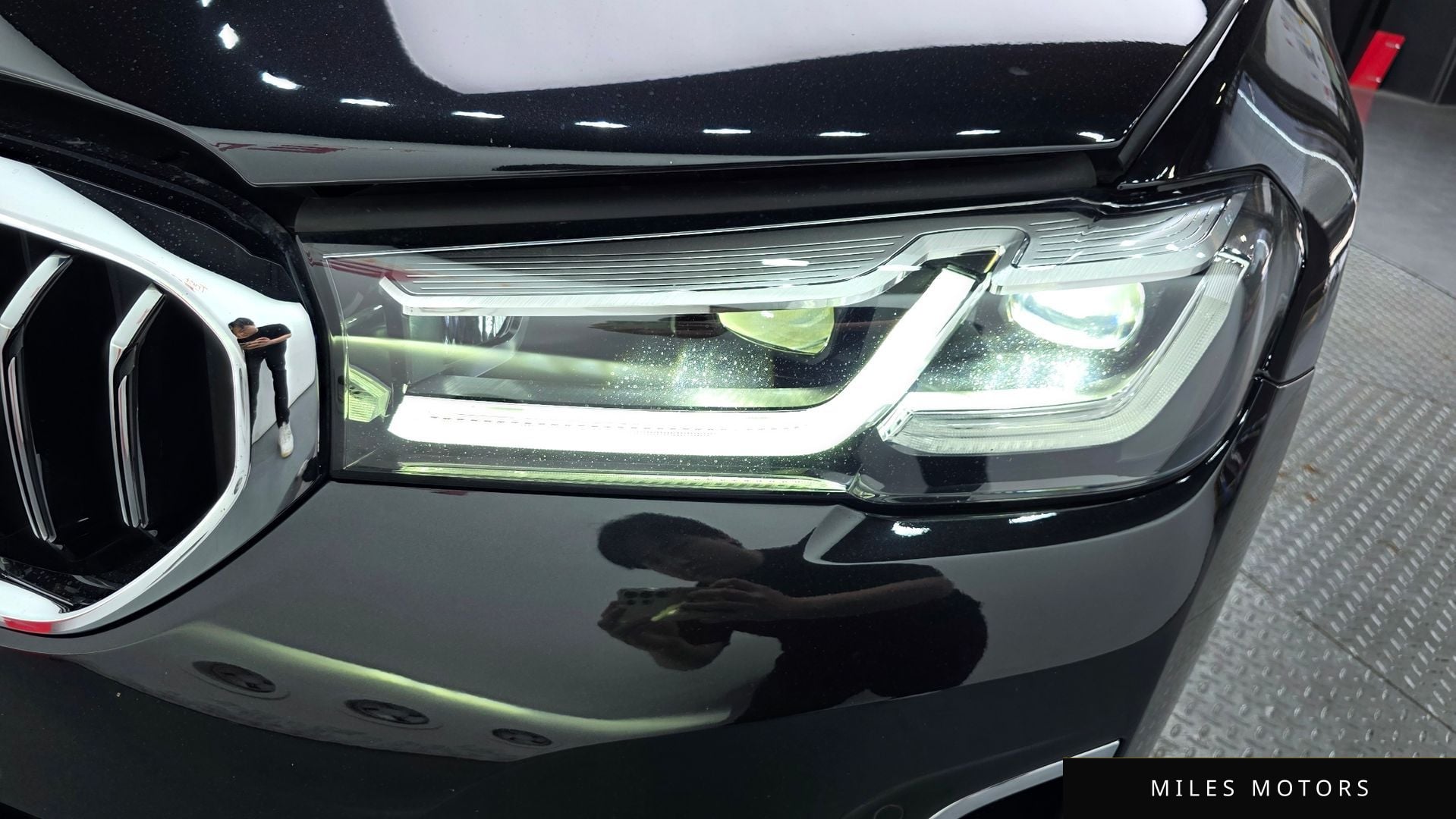 BMW 5 Series (G30) 2022 — миниатюра 8