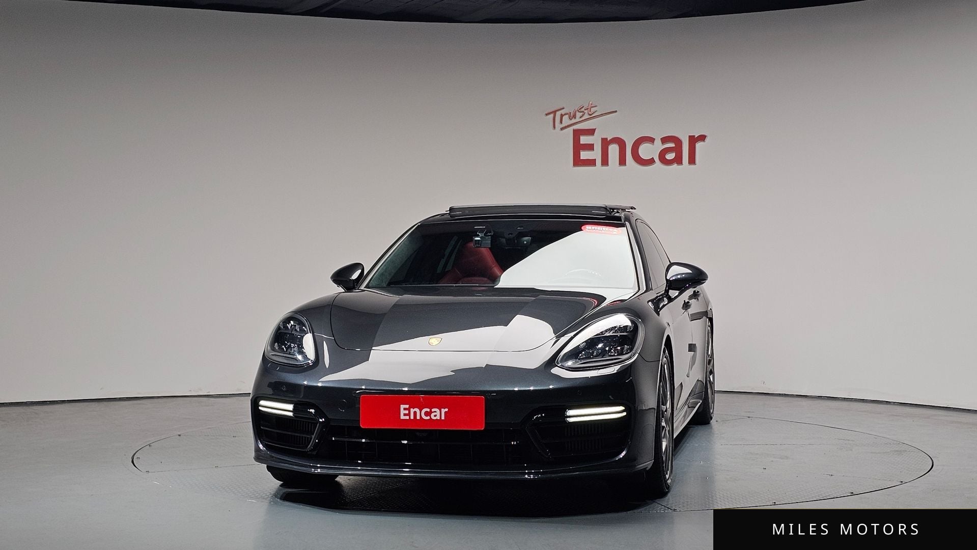 Porsche Panamera 2020 — миниатюра 2