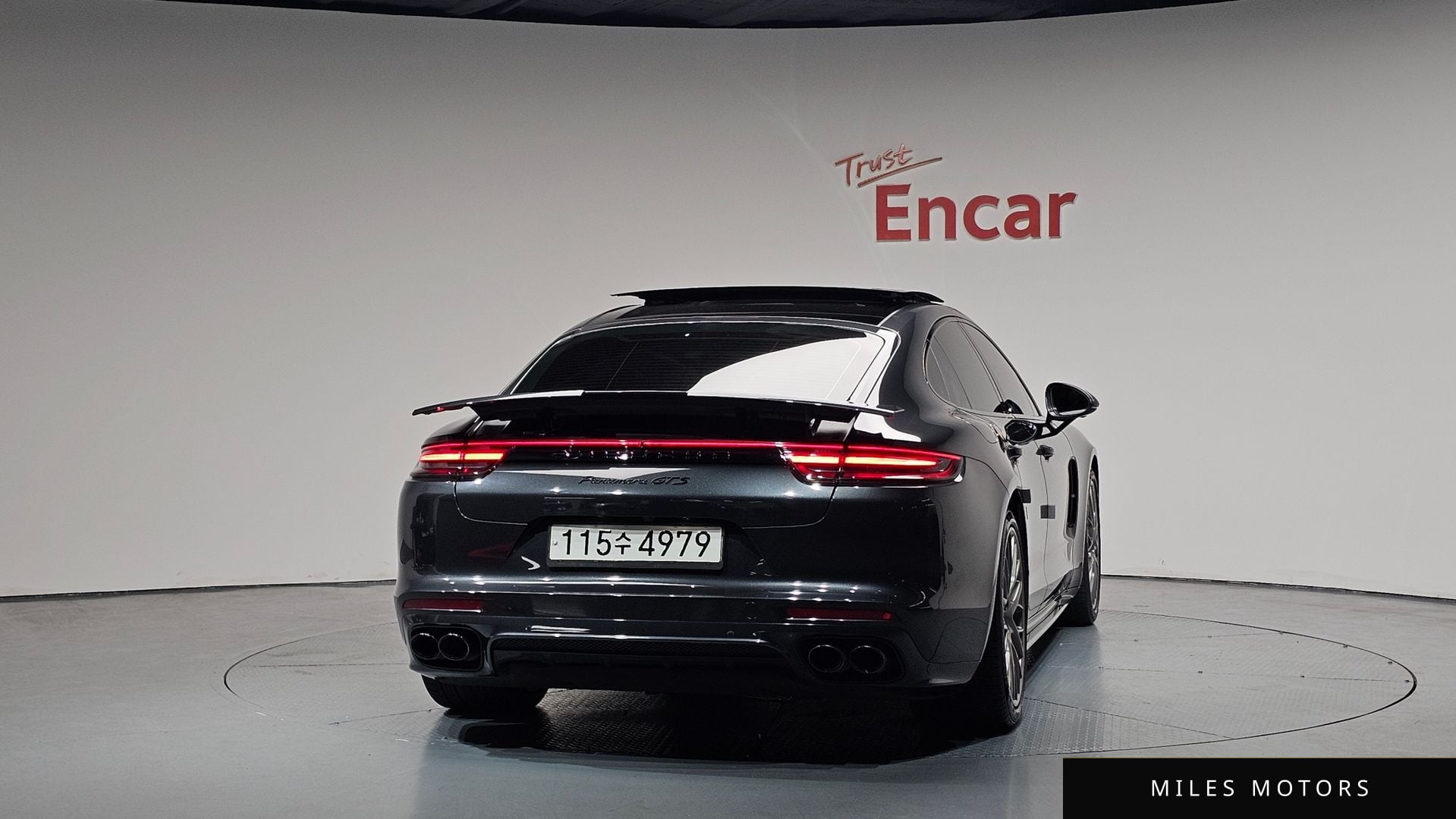 Porsche Panamera 2020 — миниатюра 3
