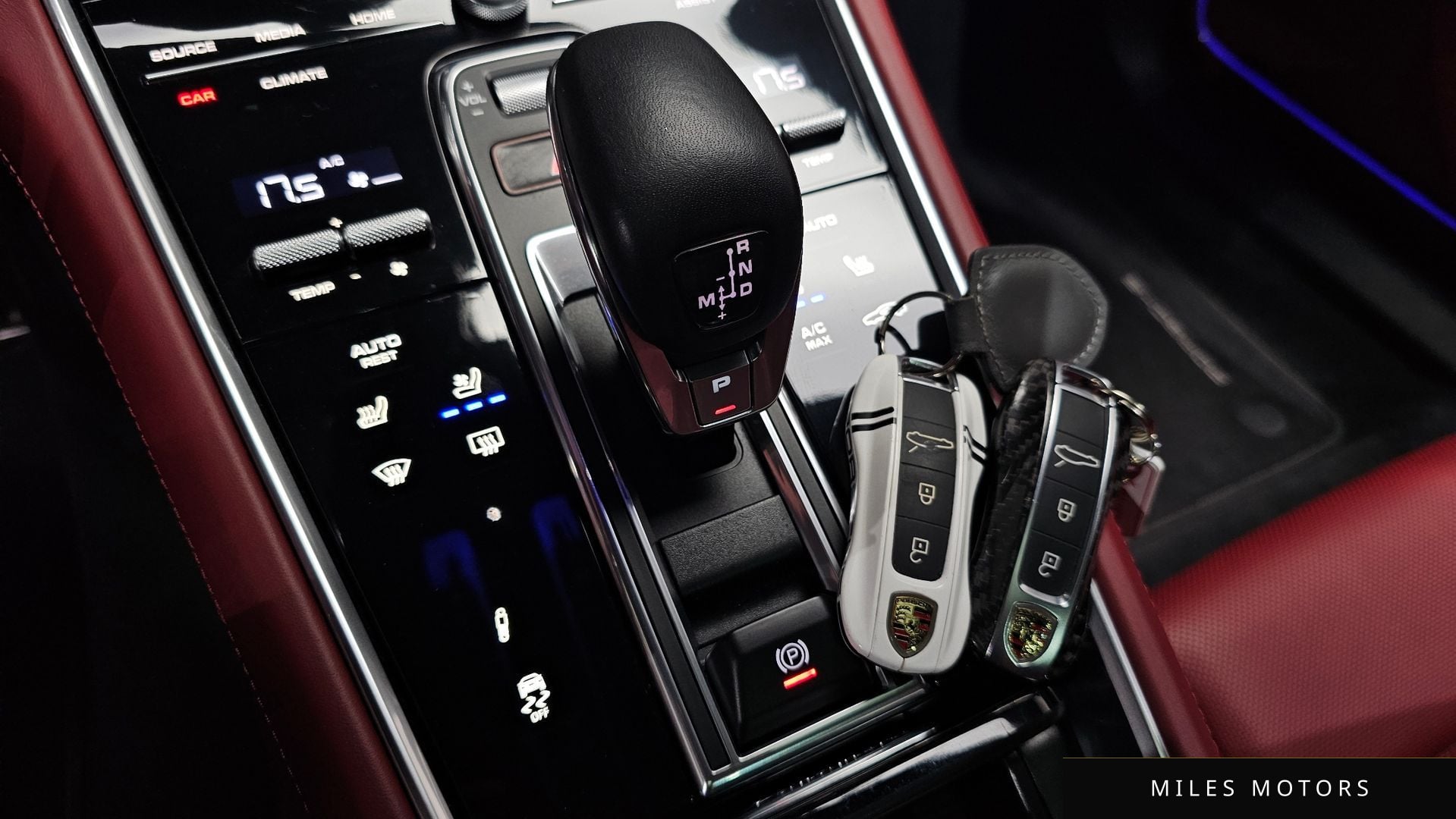 Porsche Panamera 2020 — миниатюра 11