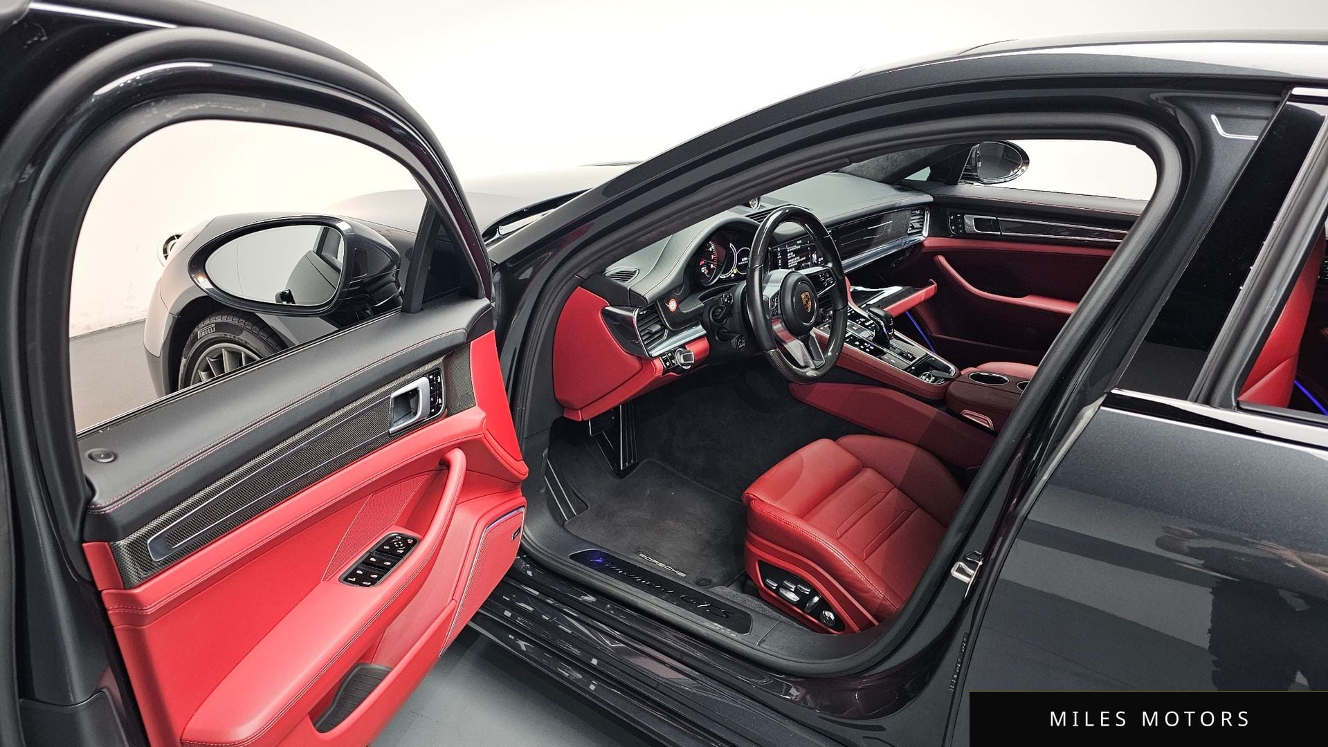 Porsche Panamera 2020 — миниатюра 12