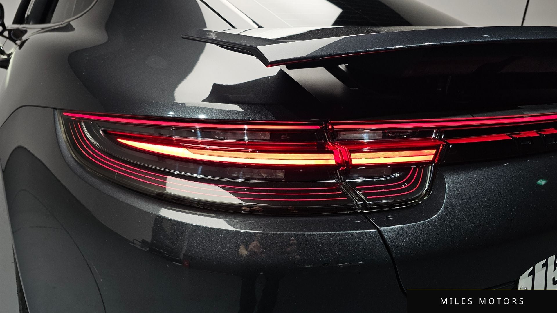 Porsche Panamera 2020 — миниатюра 8