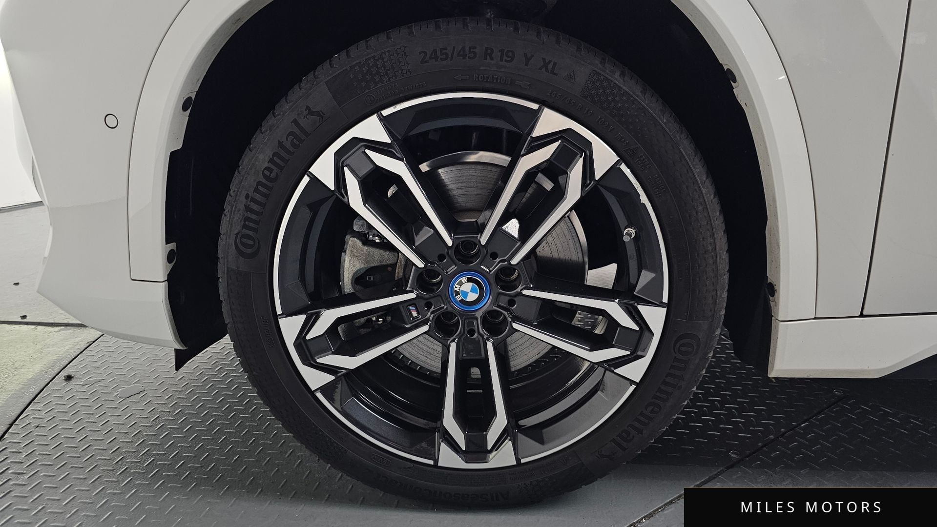 BMW iX1 (U11) 2024 — миниатюра 4