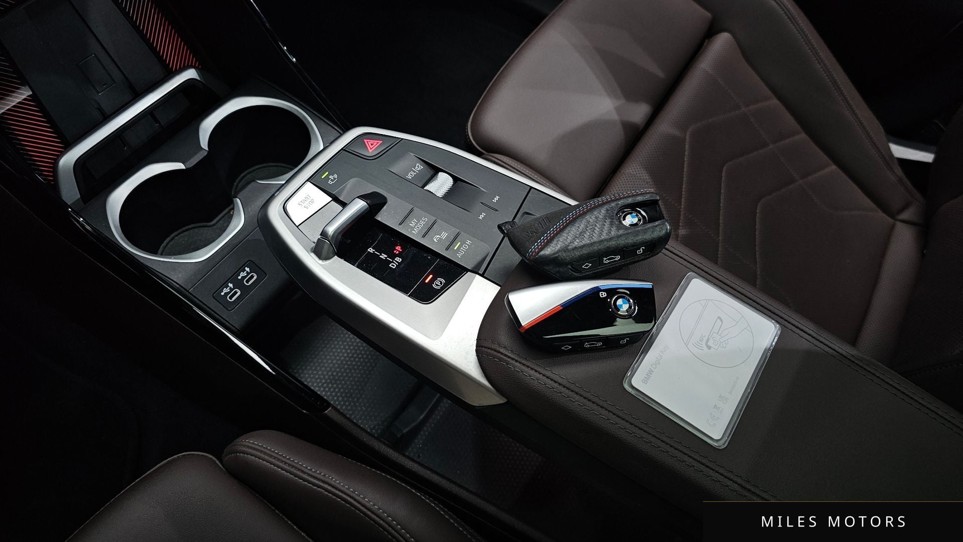 BMW iX1 (U11) 2024 — миниатюра 11