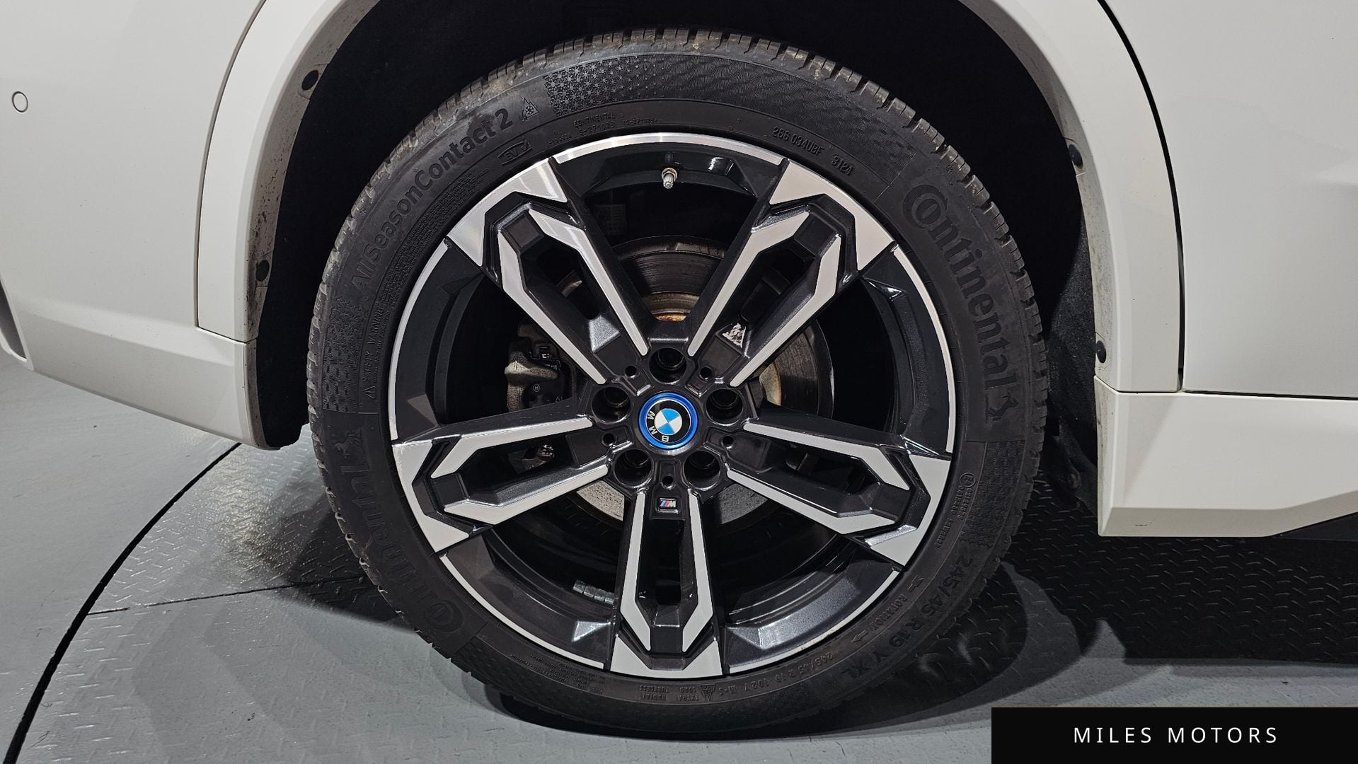 BMW iX1 (U11) 2024 — миниатюра 6