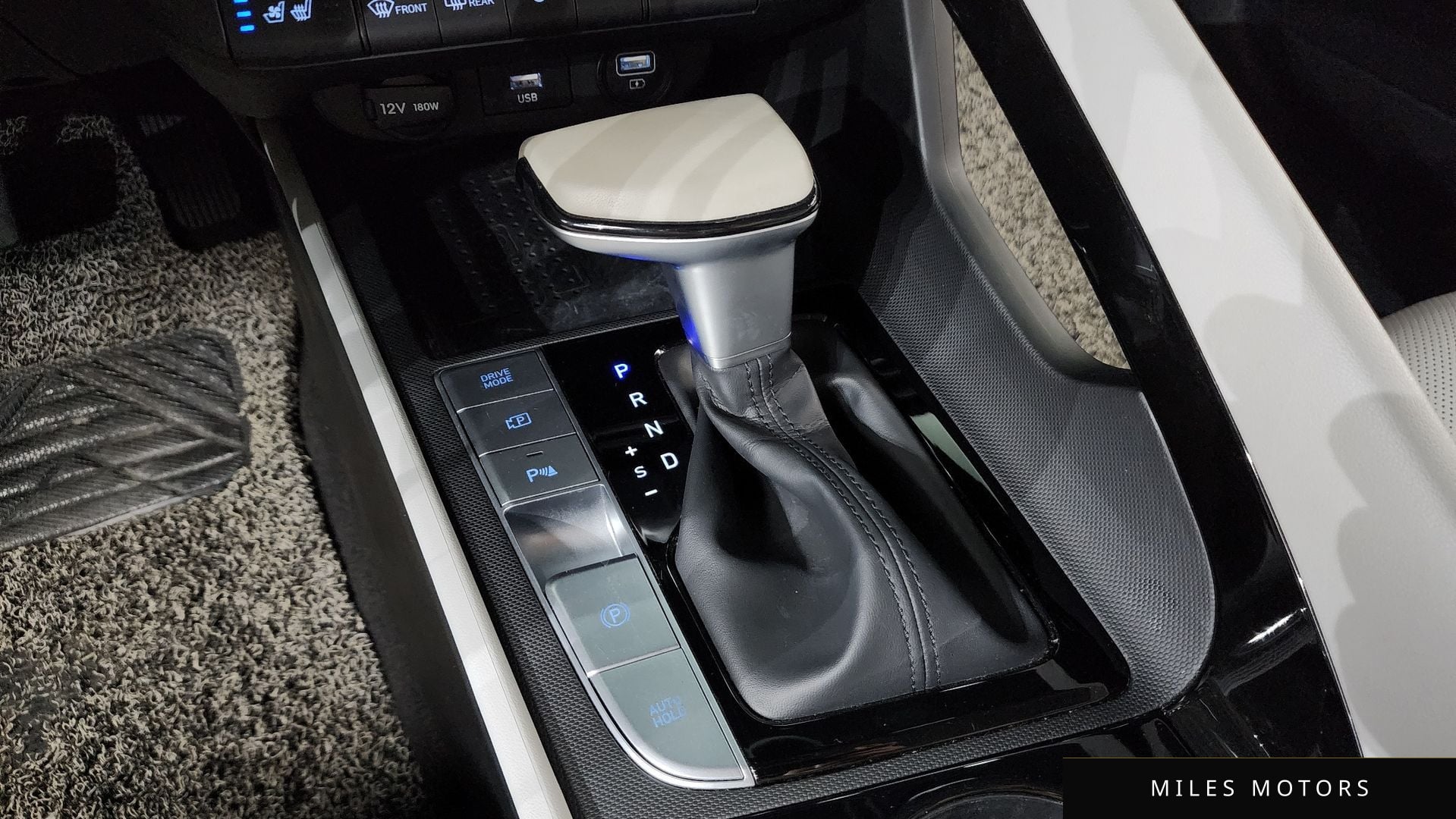 Hyundai AVANTE 2022 — миниатюра 12