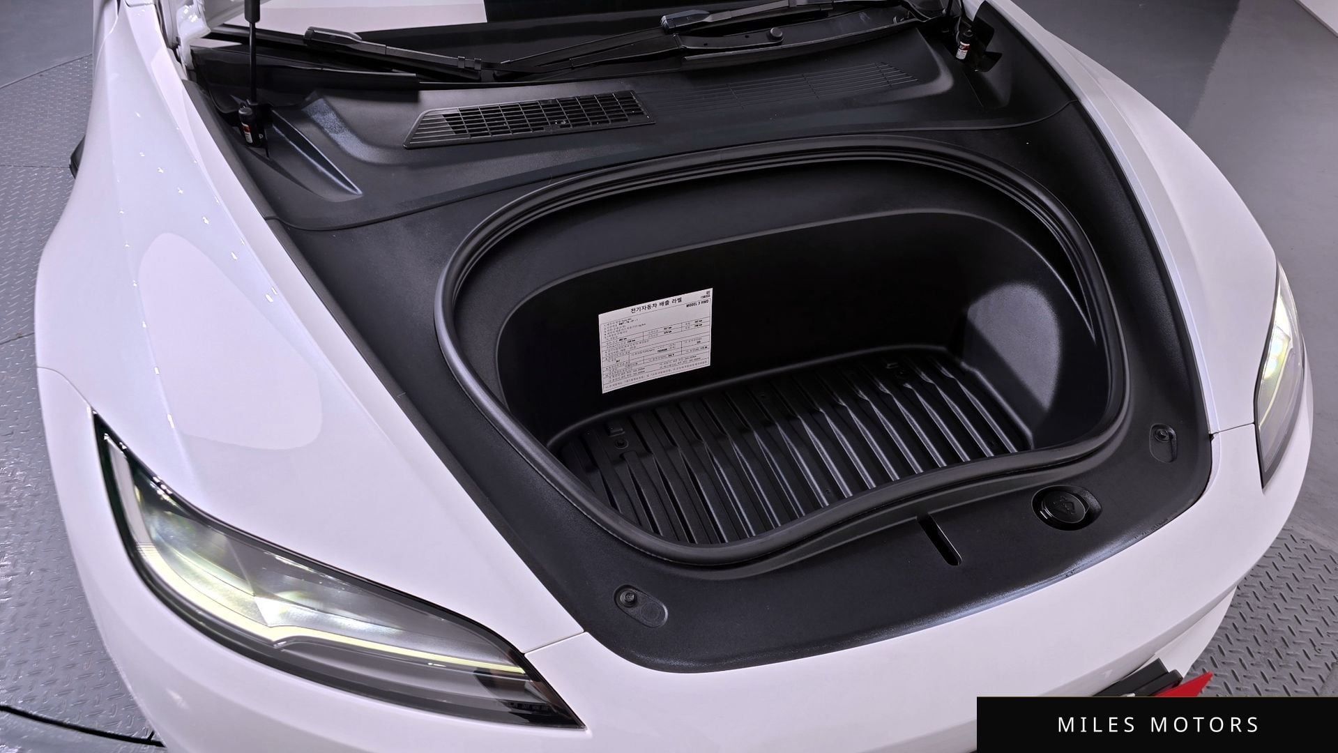Tesla Model 3 2024 — миниатюра 5