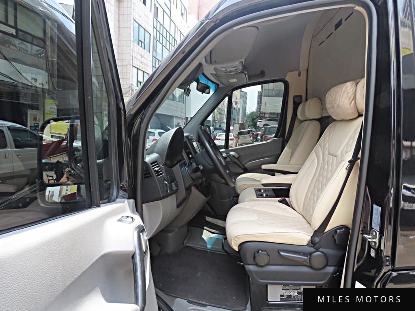 Mercedes-Benz Sprinter 2017 — миниатюра 6