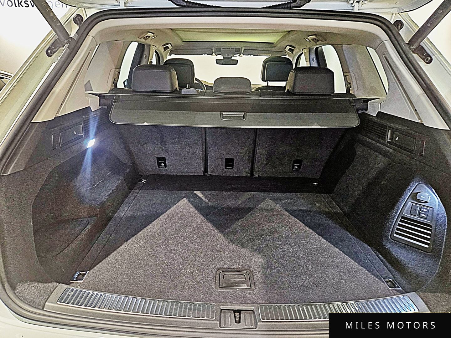 Volkswagen Touareg 2024 — миниатюра 7