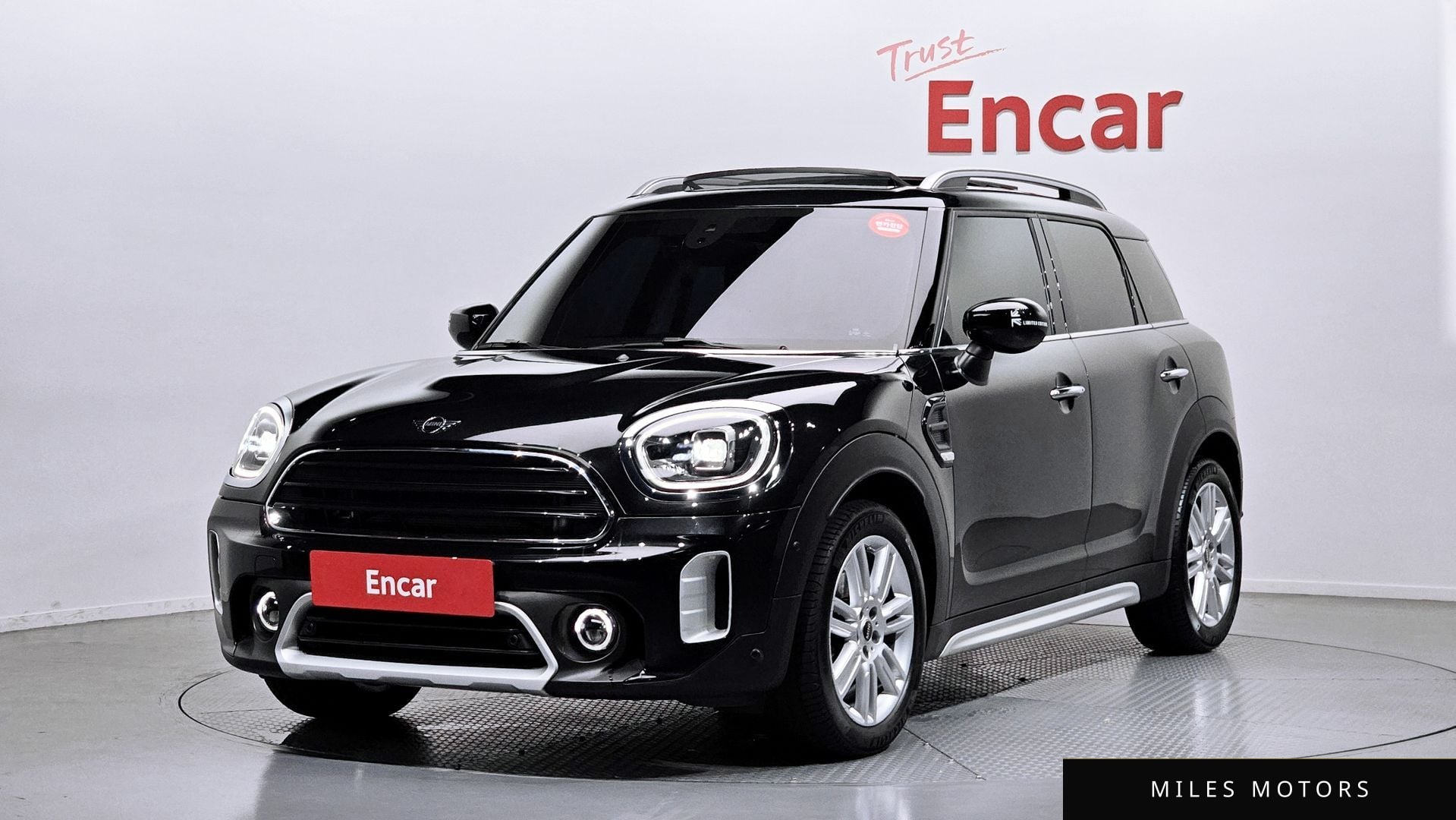 MINI Countryman 2023 — фото 1 из 12