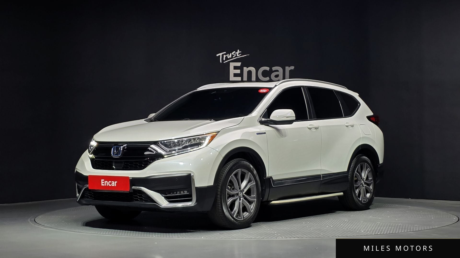 Honda CR-V 2021 — фото 1 из 12