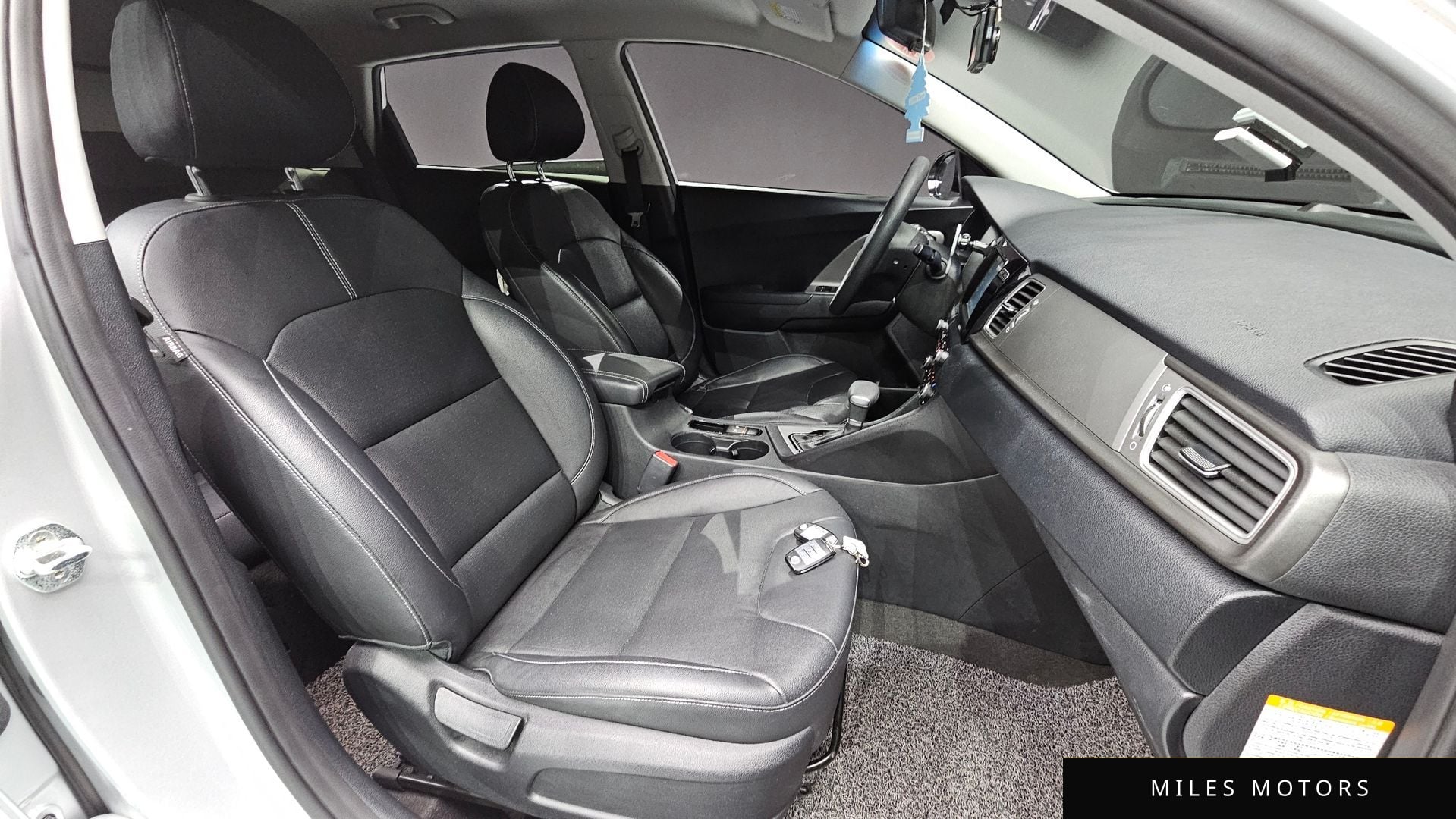 Kia Niro 2018 — миниатюра 10