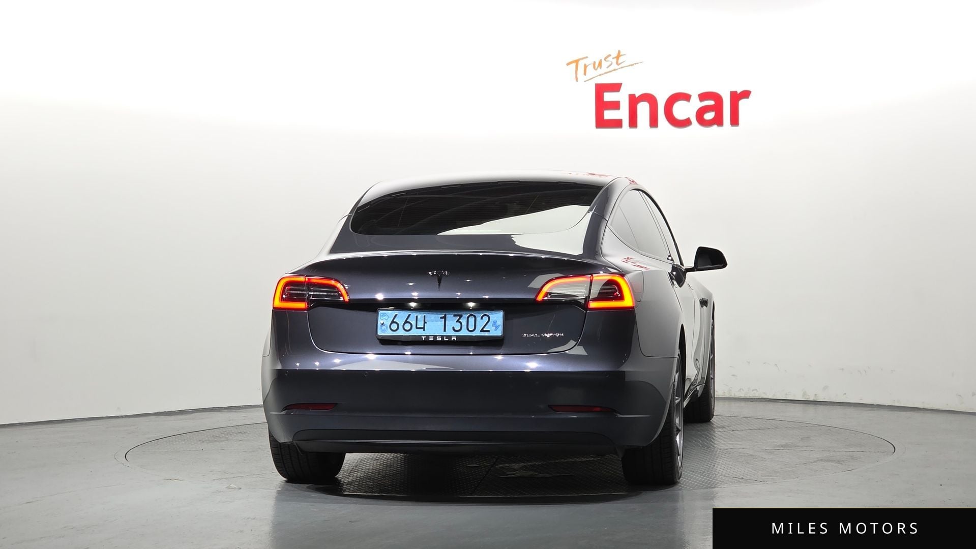 Tesla Model 3 2022 — миниатюра 4